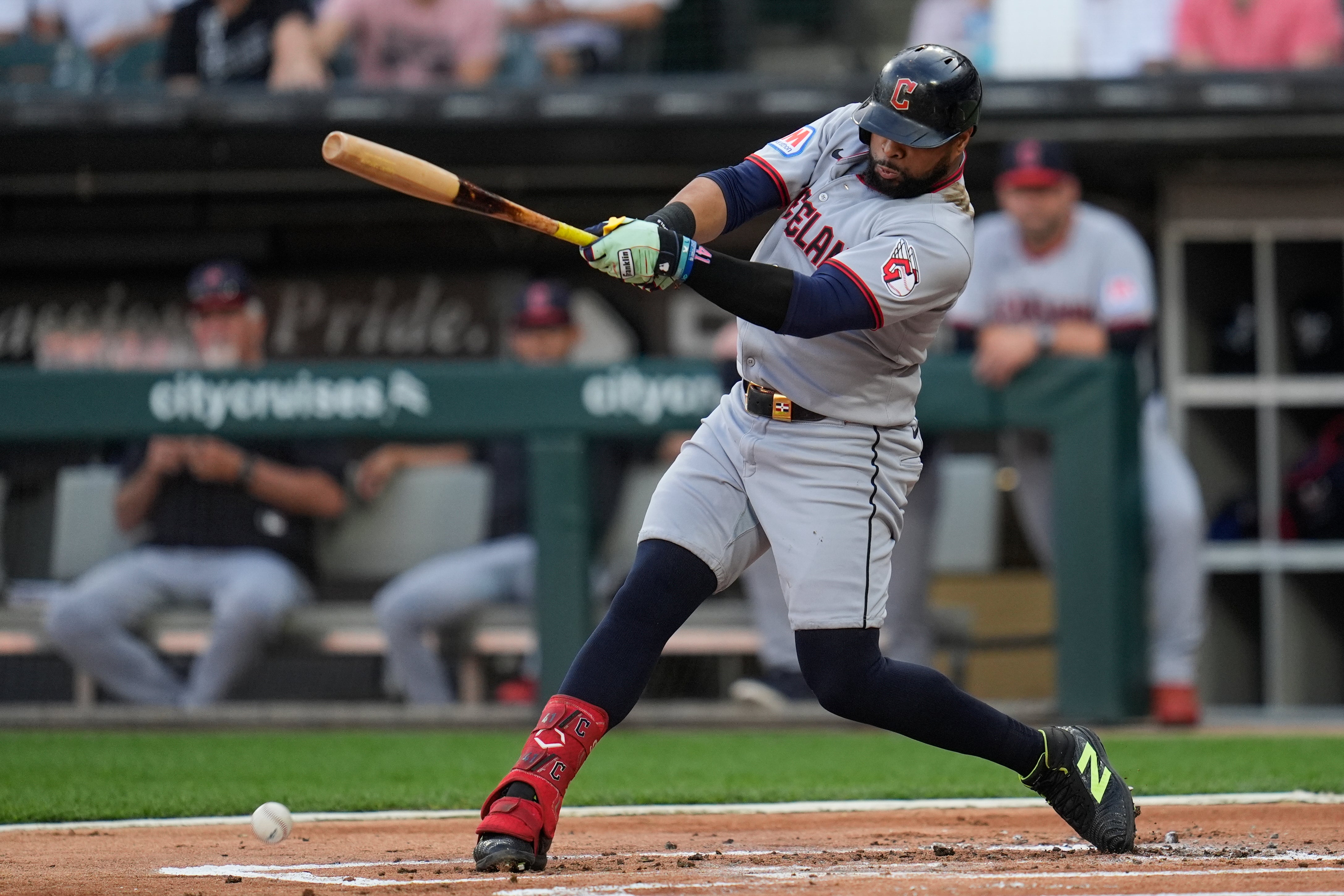 GUARDIANES-MEDIAS BLANCAS