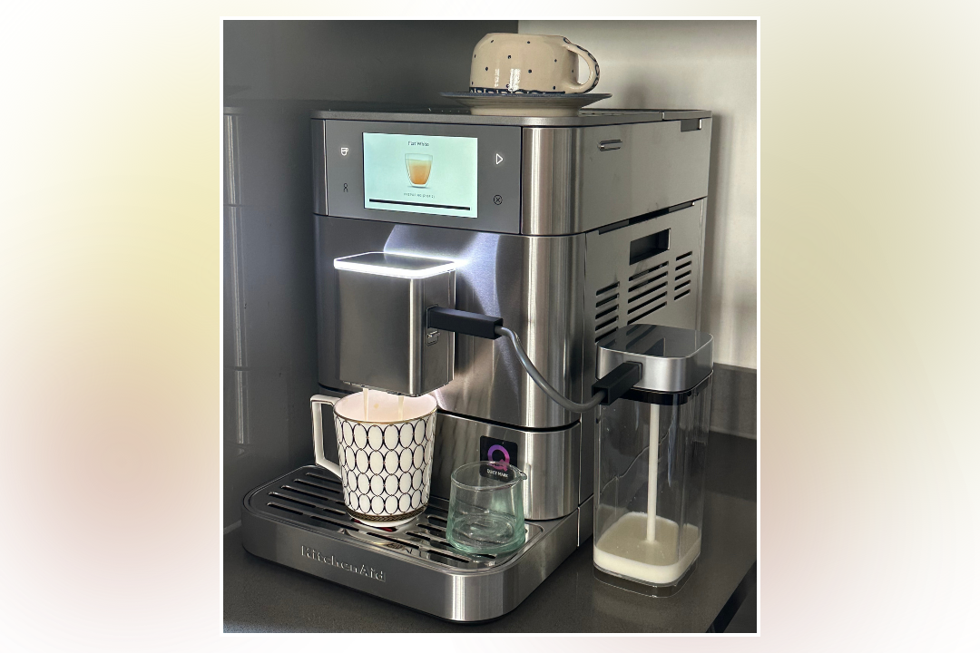 The KitchenAid kf8 espresso machine is perfect for those wanting a straightforward coffee machine