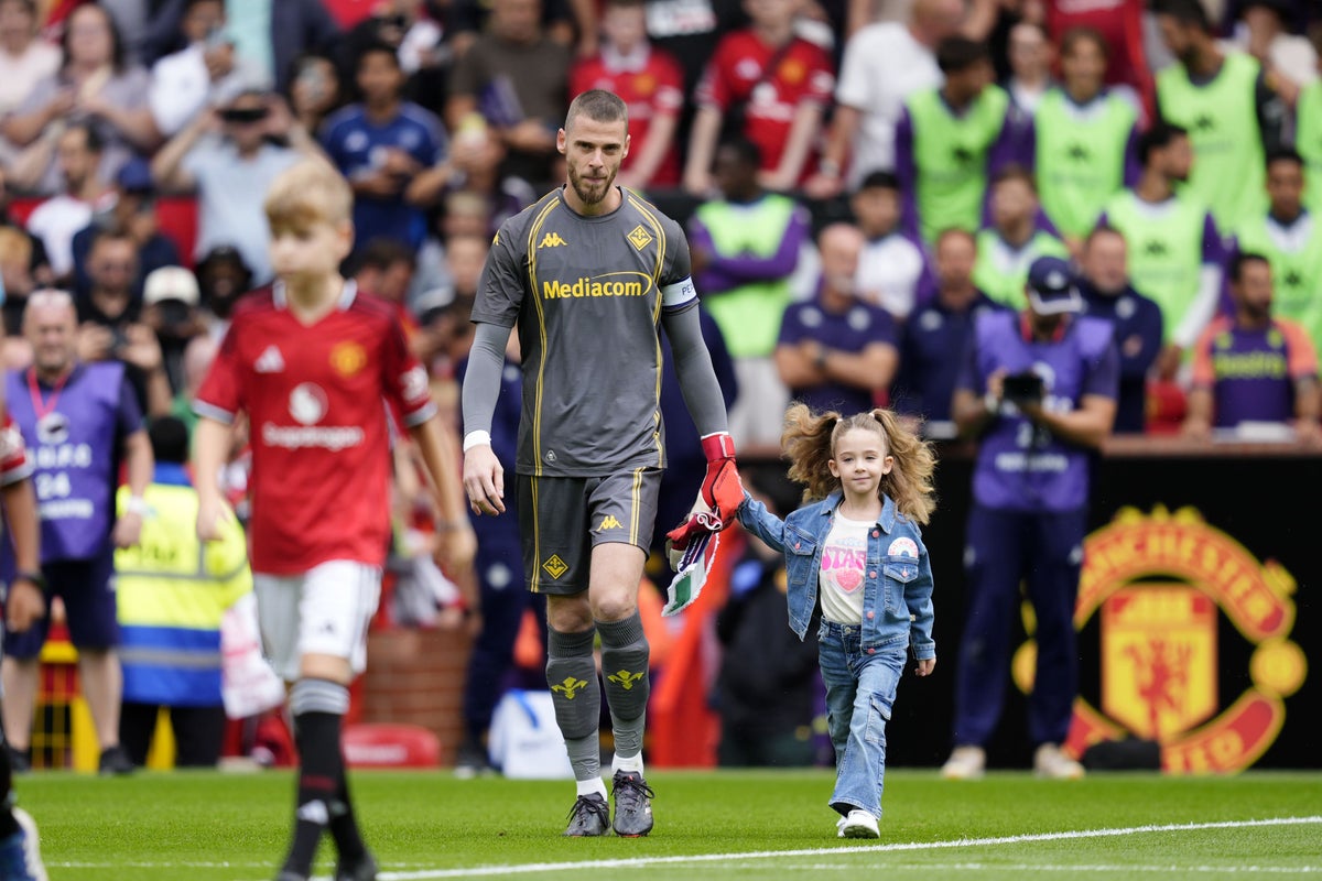 Man Utd welcome Benjamin Sesko and pay tribute to David De Gea before friendly