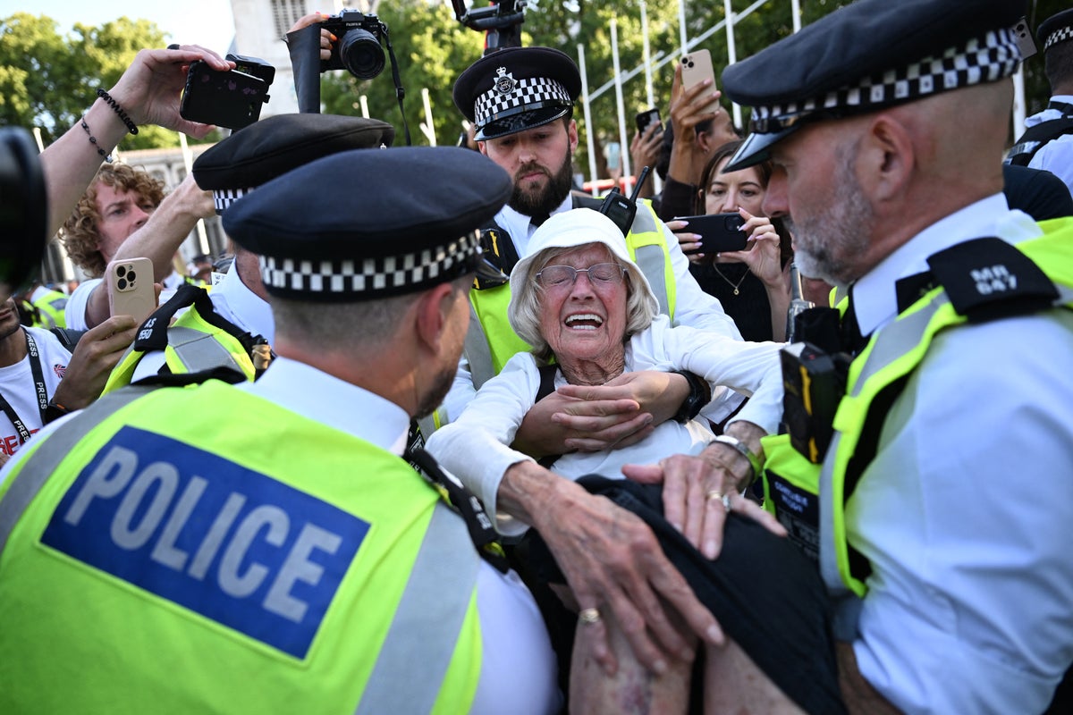https://static.independent.co.uk/2025/08/09/17/49/SEI261635646.jpeg?width=1200&height=800&crop=1200:800