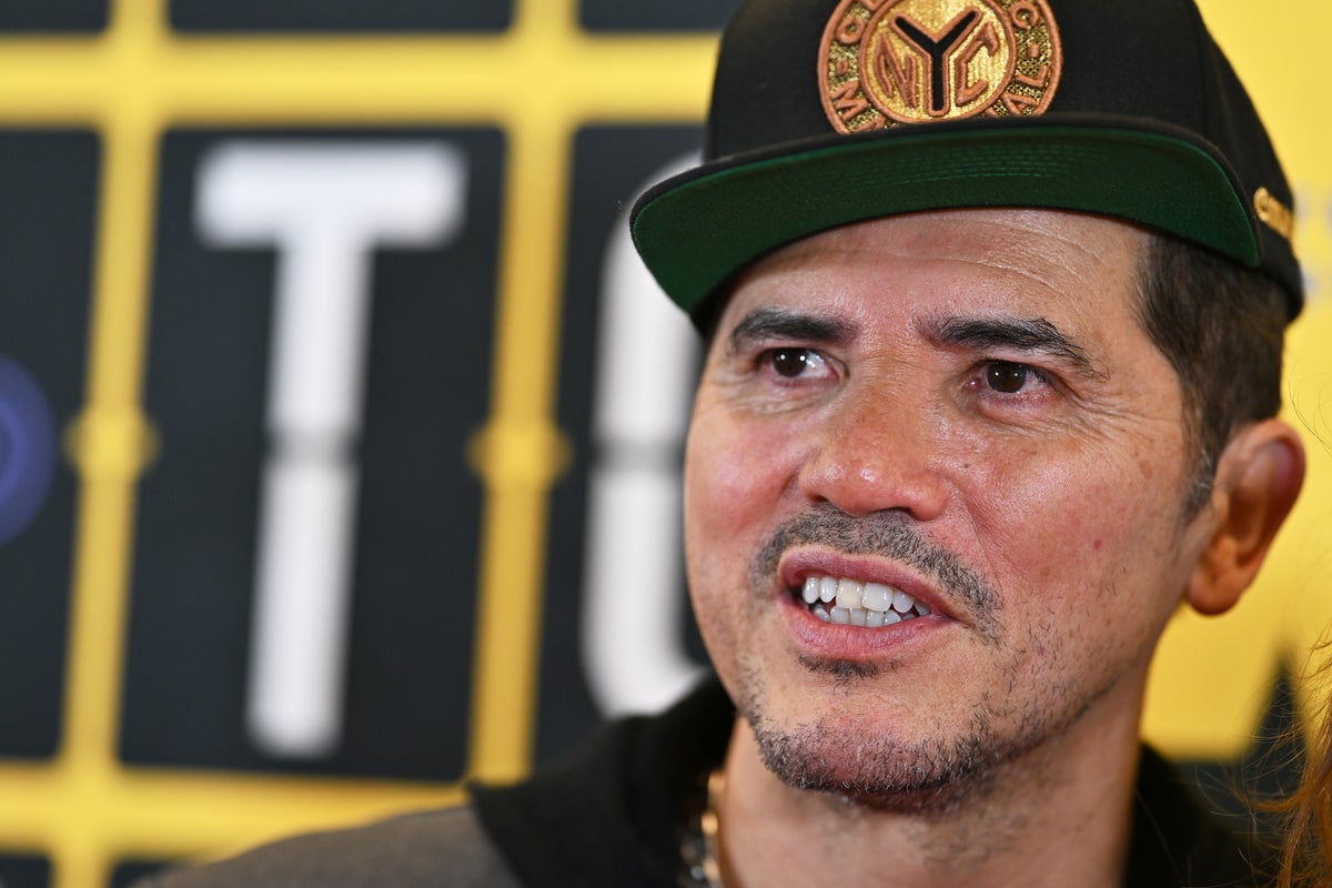 John Leguizamo brands Superman actor Dean Cain a ‘moron’ over ICE announcement