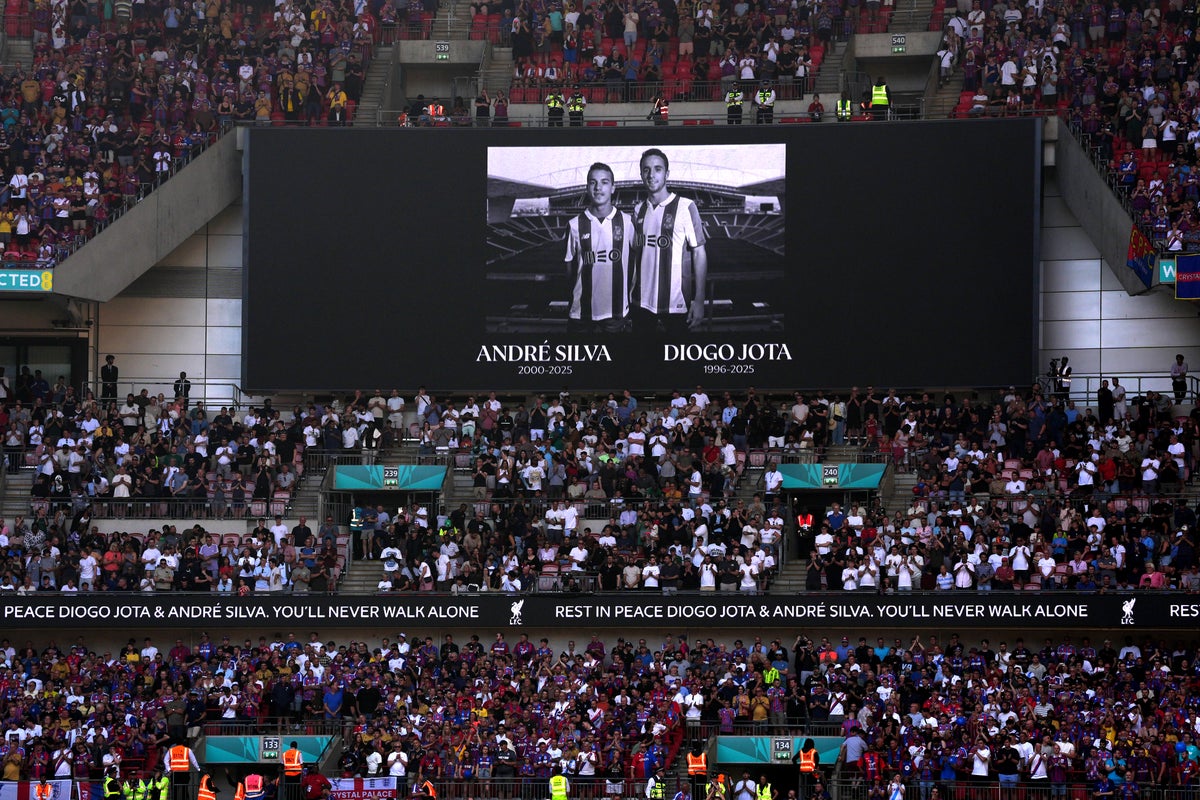 Diogo Jota minute’s silence cut short in disrespectful scenes