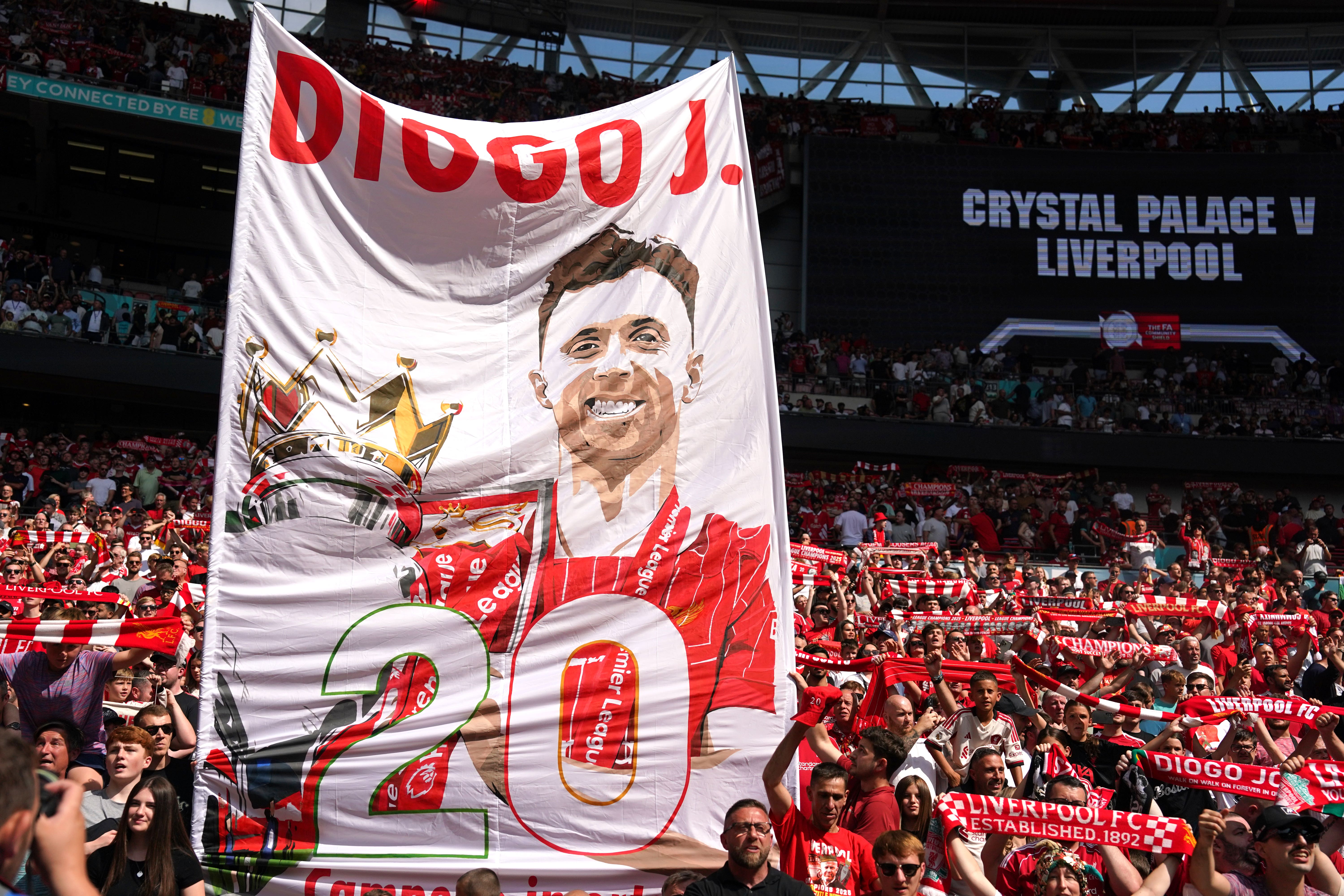 Tributos foram pagos a Diogo Jota em Wembley (Adam Davy/PA).