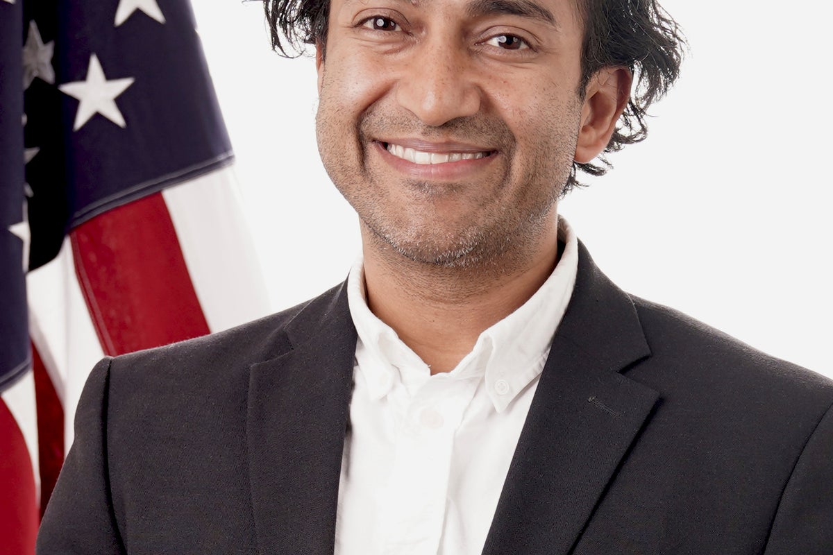 Ousted FDA vaccine chief Vinay Prasad is returning to the agency