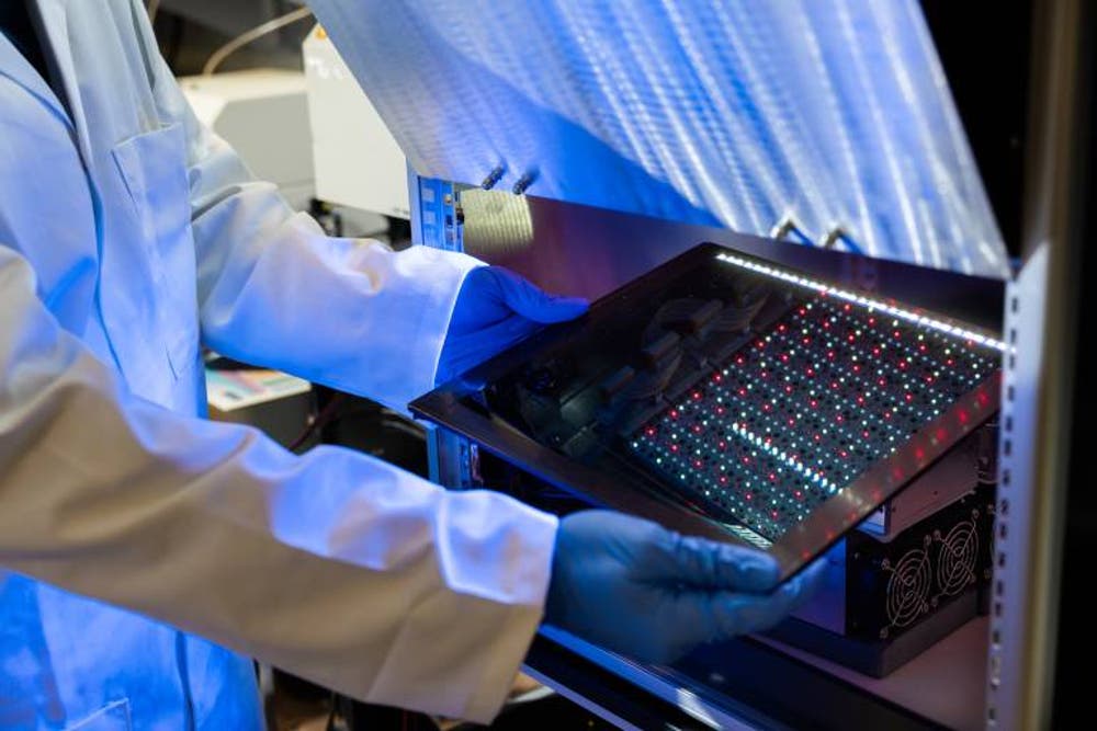 Record-breaking indoor solar cells pave way for battery-free future ...