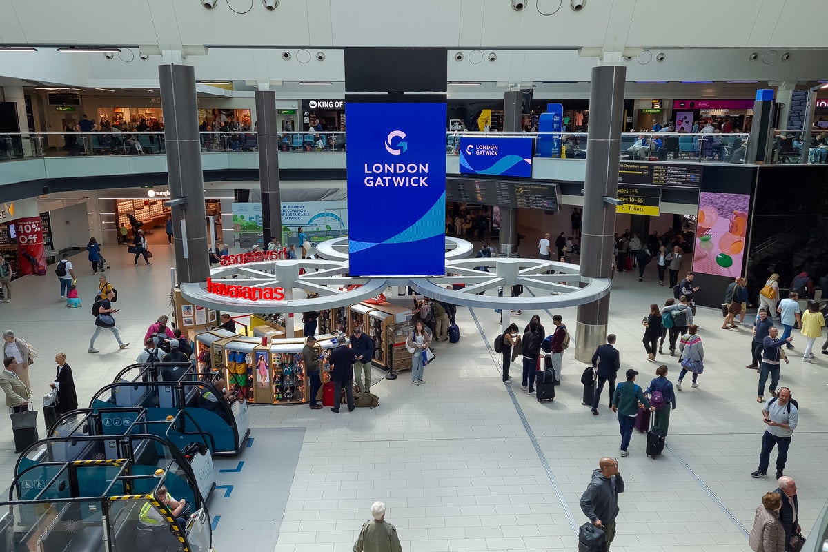 Disruption warning as Gatwick baggage screeners announce August strikes