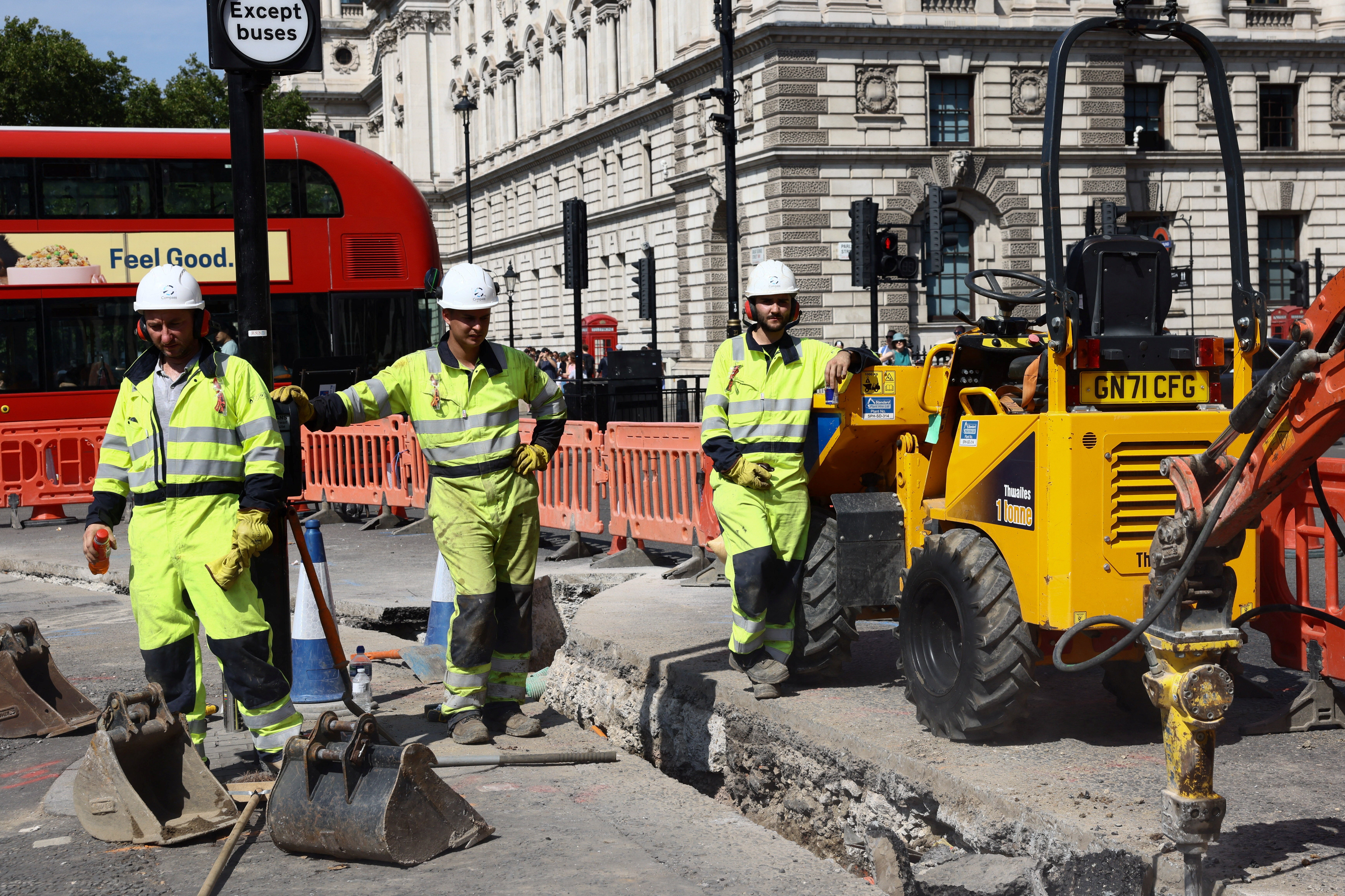 Drivers are being warned that the extreme heat is putting the UK’s already deteriorating roads under strain as temperatures are set to soar into the mid 30Cs and above