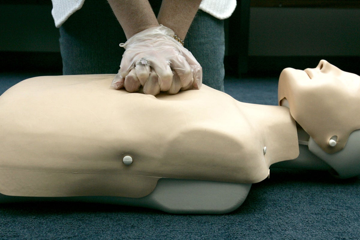 Questions on CPR to be added to driving theory test