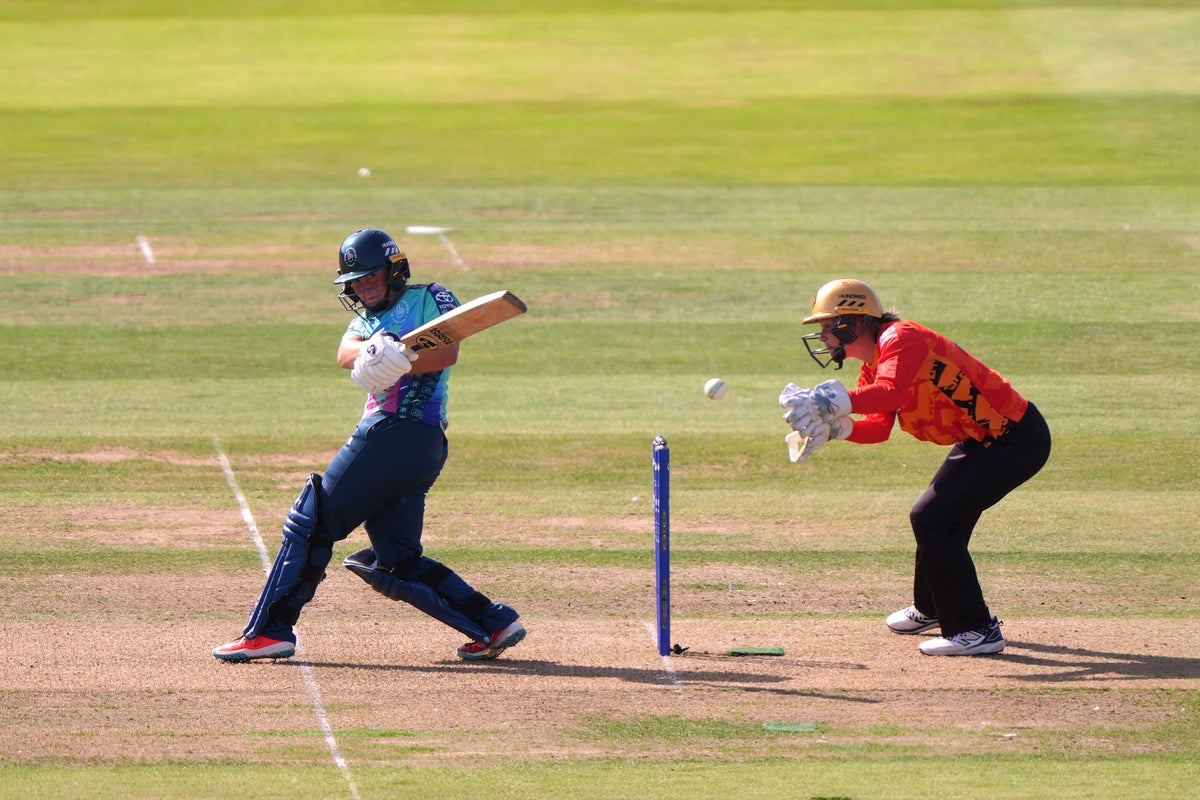 Alice Capsey hits overdue Hundred half-century as Invincibles clip Phoenix wings