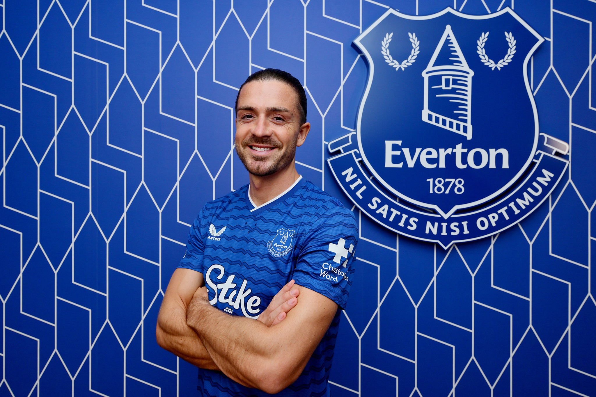 <p><a href="https://www.independent.co.uk/topic/jack-grealish">Jack Grealish</a> has joined <a href="https://www.independent.co.uk/topic/everton">Everton</a> on loan and revealed that he consulted <a href="https://www.independent.co.uk/topic/wayne-rooney">Wayne Rooney</a> about his move to Merseyside as he looks to follow in the footsteps of two of his idols</p>