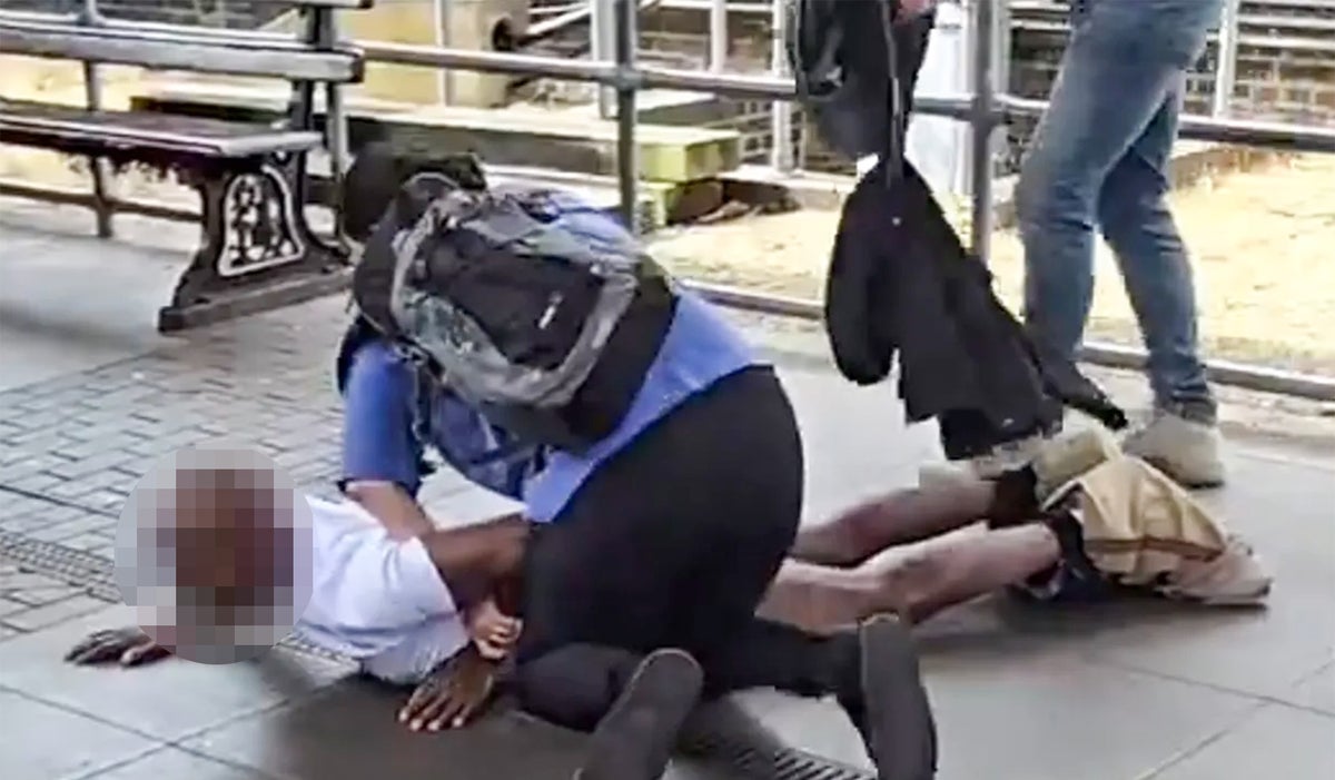 Tube passengers who tackled man with trousers down investigated by police