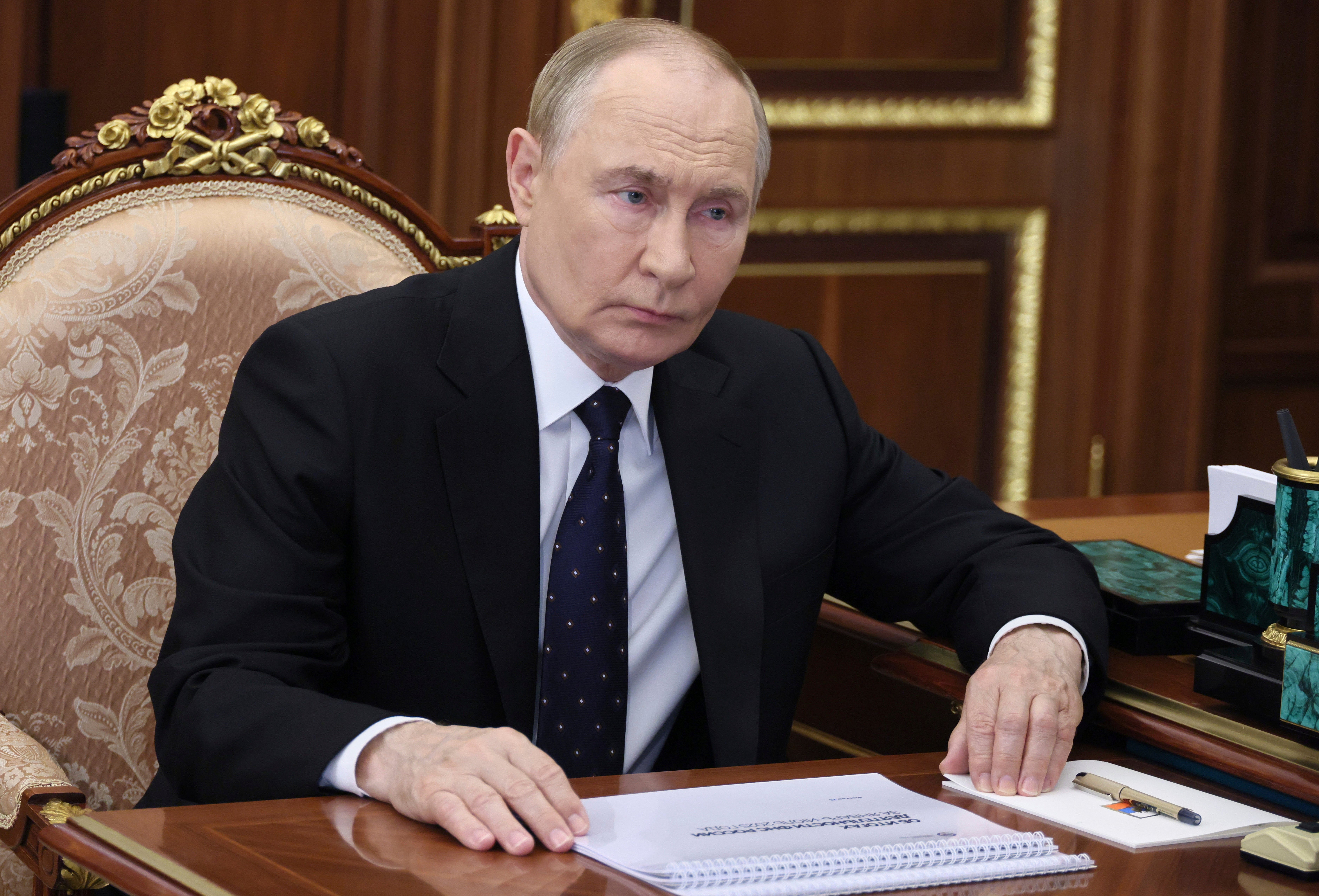 ALASKA-TRUMP-PUTIN-BASE MILITAR