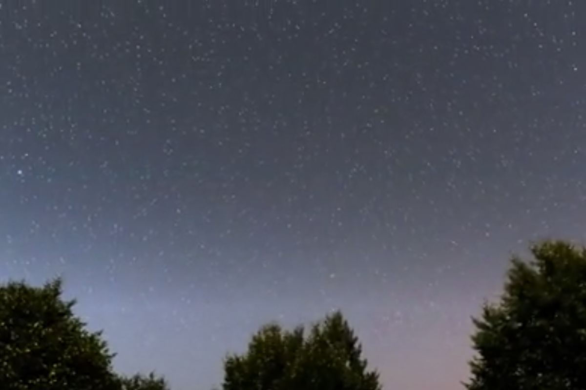 Timelapse shows annual Perseid meteor shower’s dazzling display of ‘shooting stars’