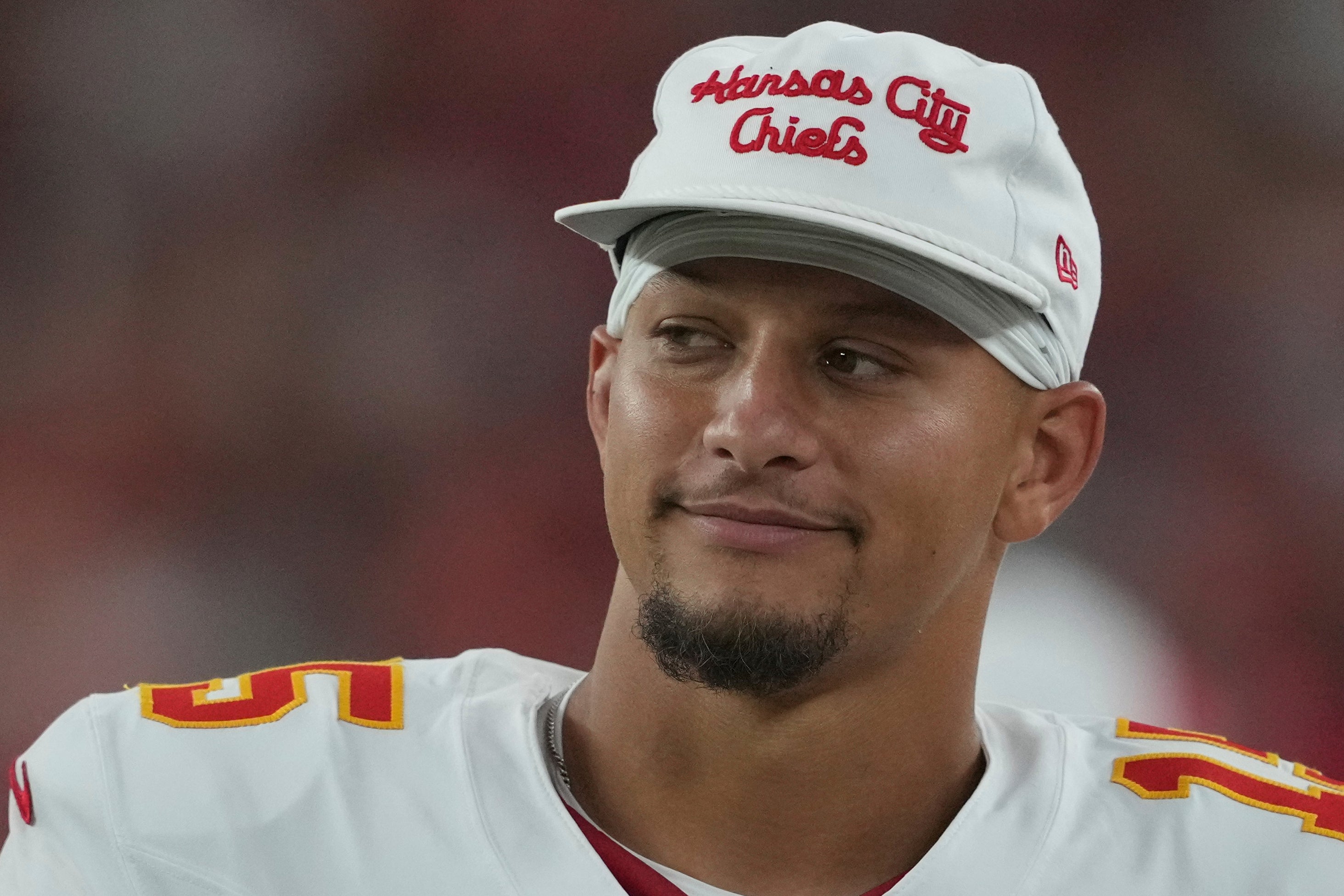 CHIEFS-MAHOMES
