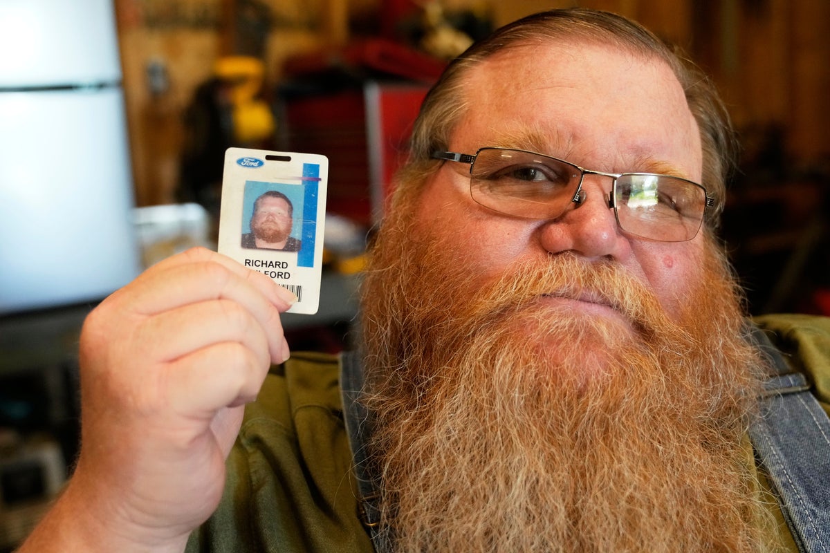 Retiree’s faith in humanity restored as wallet returned after 11 years