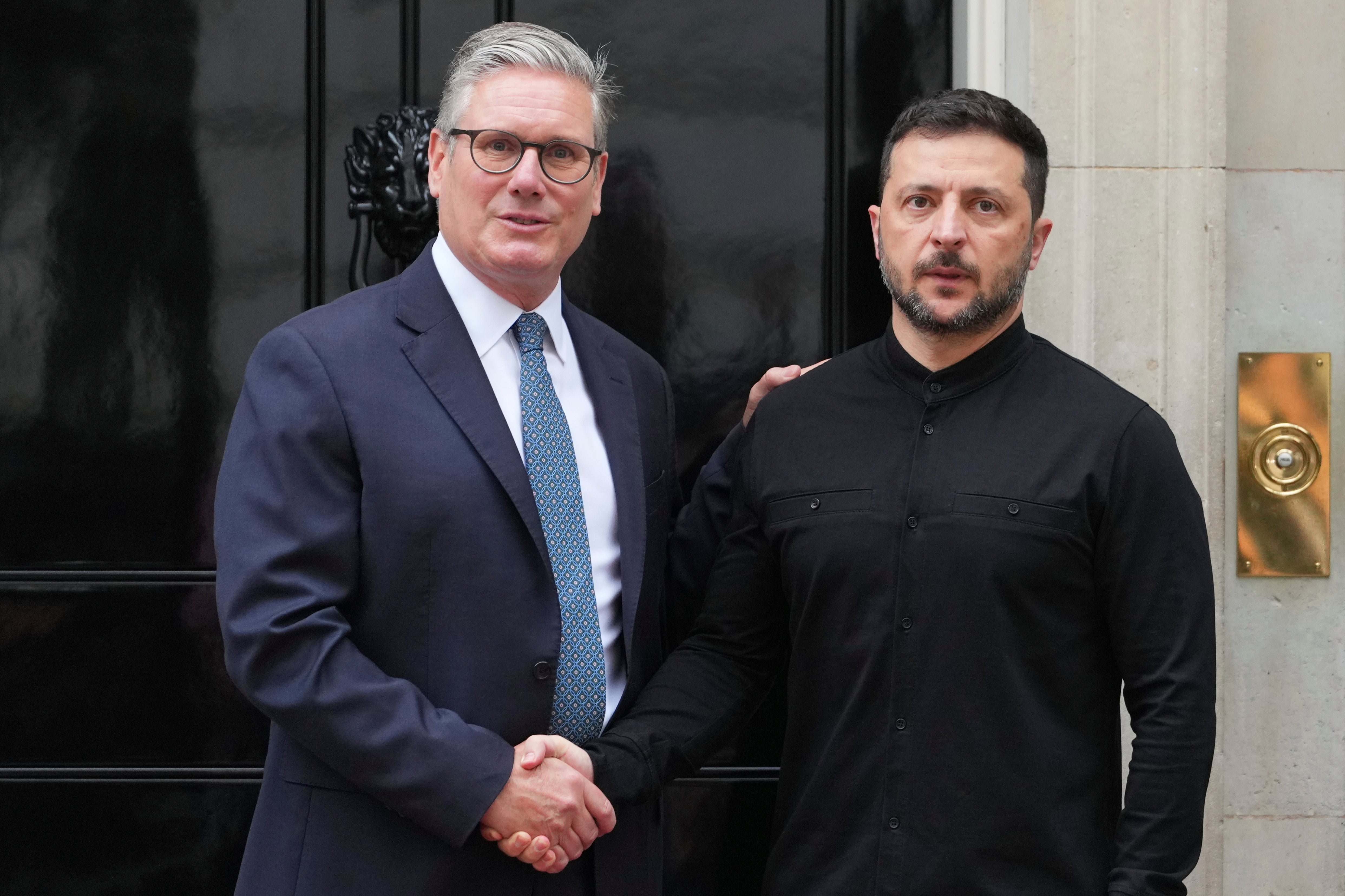 Ukrainian President Volodymyr Zelensky meets with British Prime Minister Keir Starmer on Thursday. Starmer and other European leaders said they were briefed on Trump’s meeting with Putin