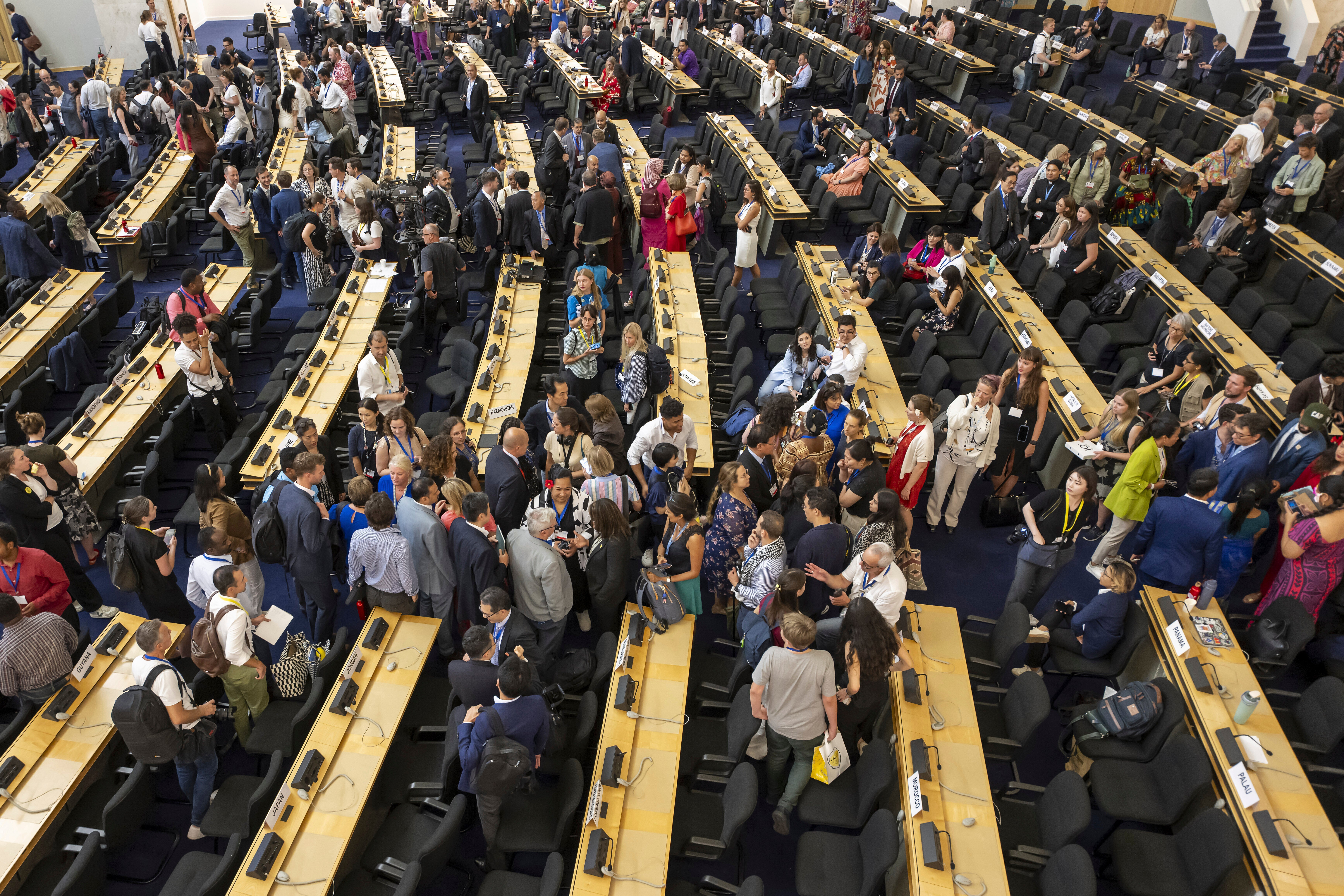 MUN-GEN PLÁSTICOS-TRATADO