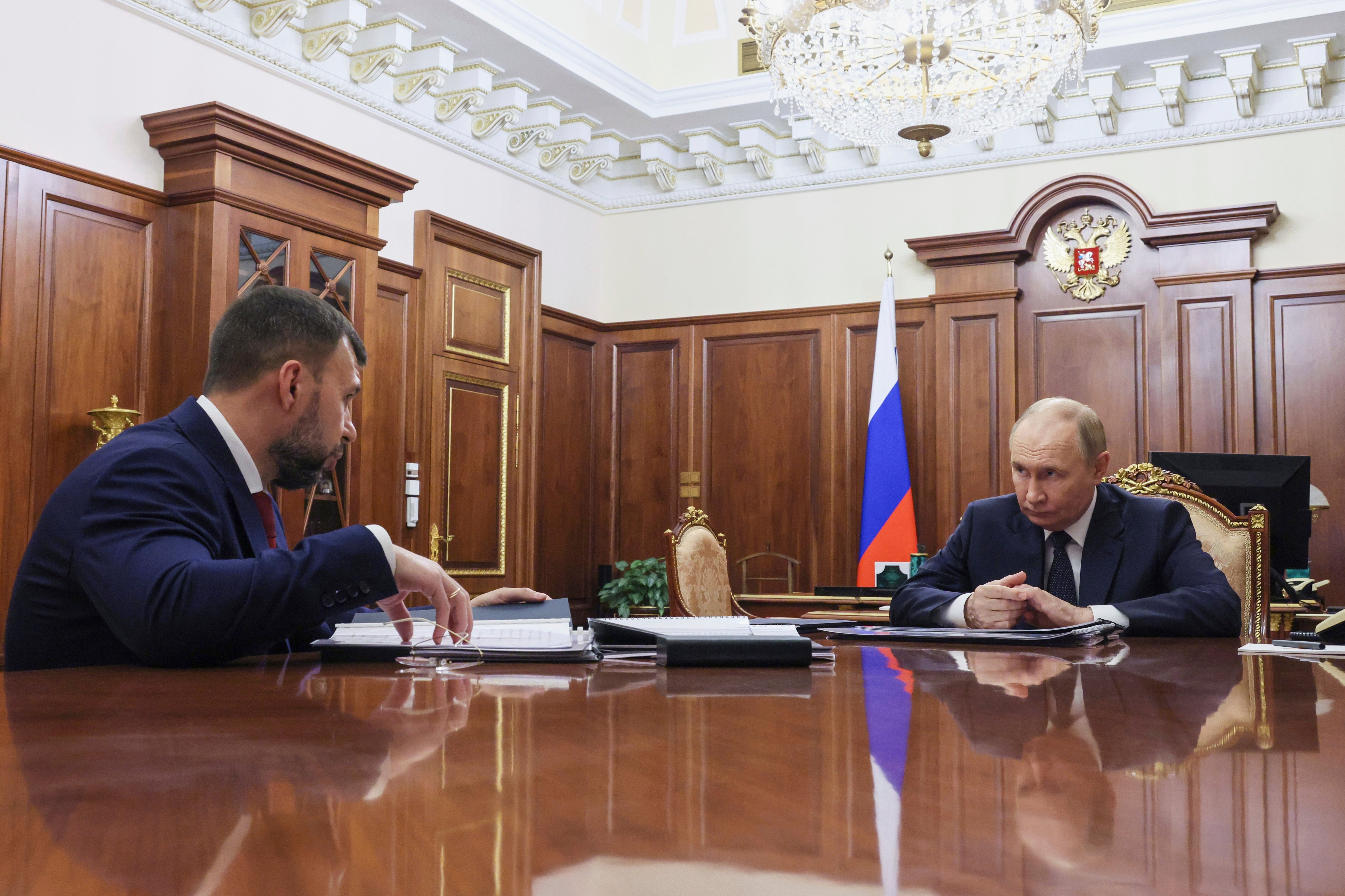 Trump Putin Ukraine Front