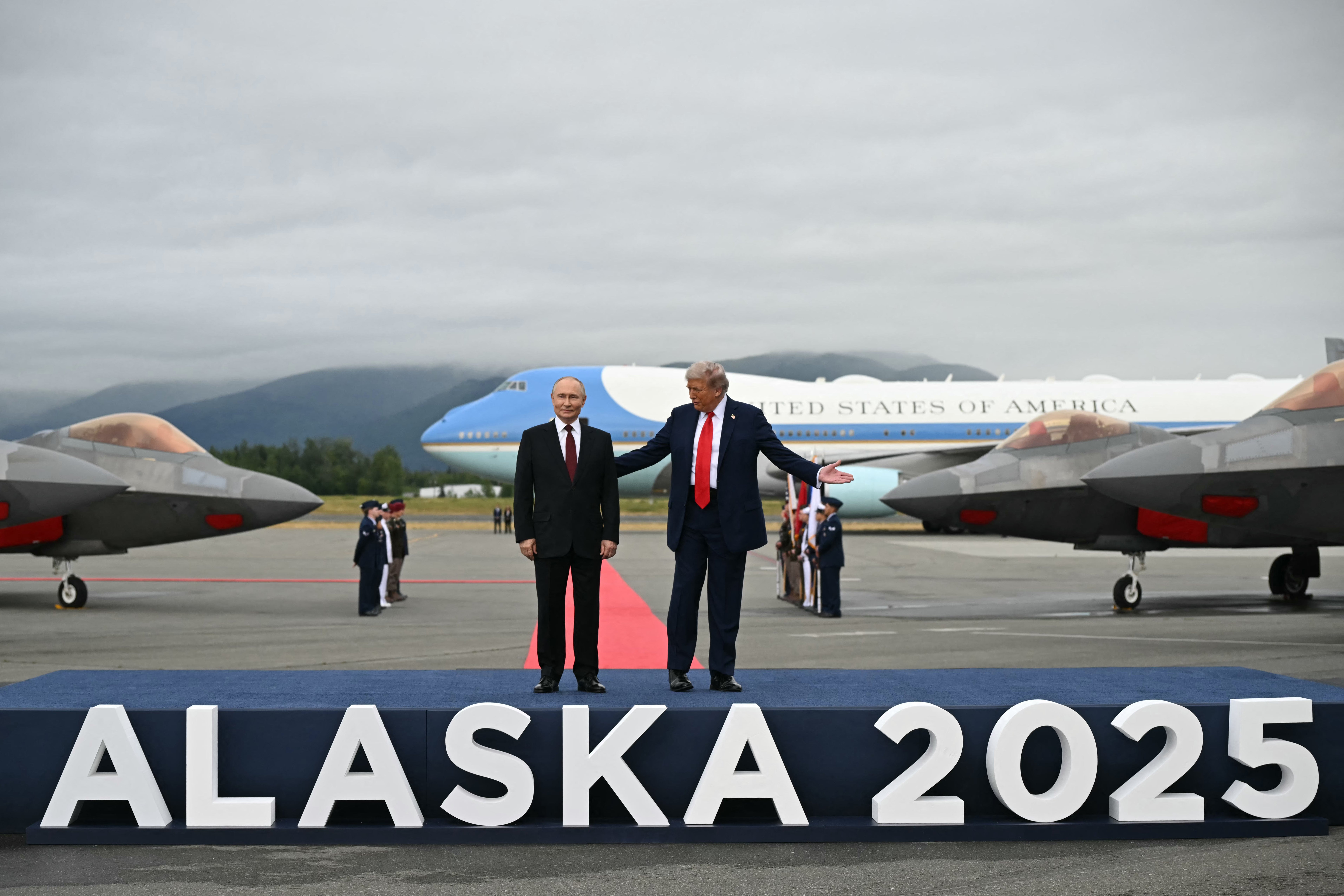 Donald Trump and Vladimir Putin ahead of their high-stakes Ukraine talks