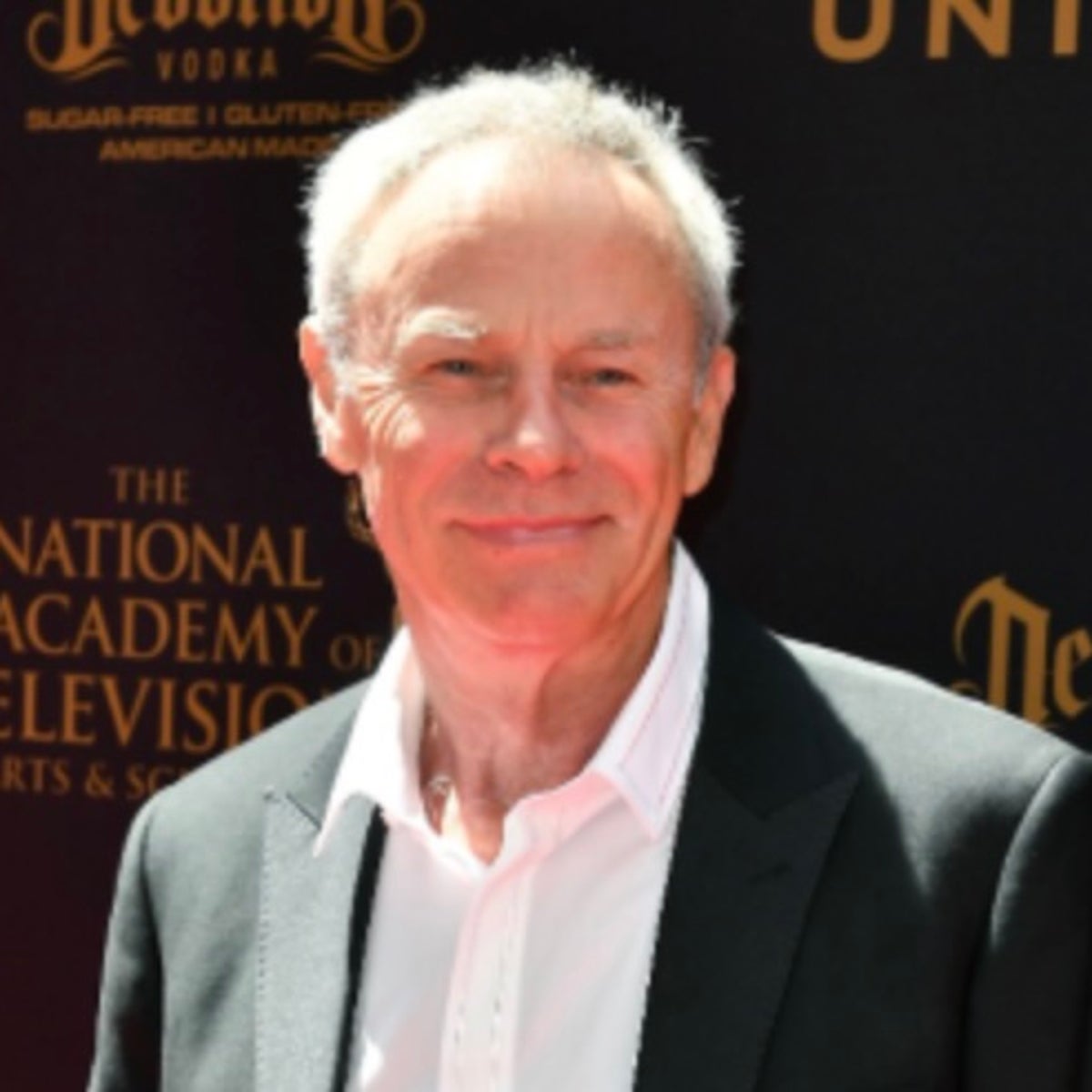 did tristan rogers smoke cigarettes Tristan Rogers death: Longtime 'General Hospital' star dies at 79 after  cancer battle