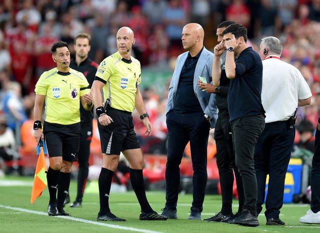 <p>The match was stopped while officials and coaches discussed the incident</p>