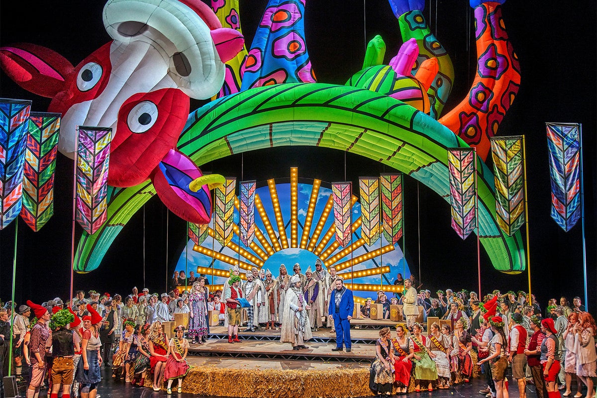 Bayreuth's 2025 production of Wagner's 'Meistersinger' features a Technicolor look — and a twist