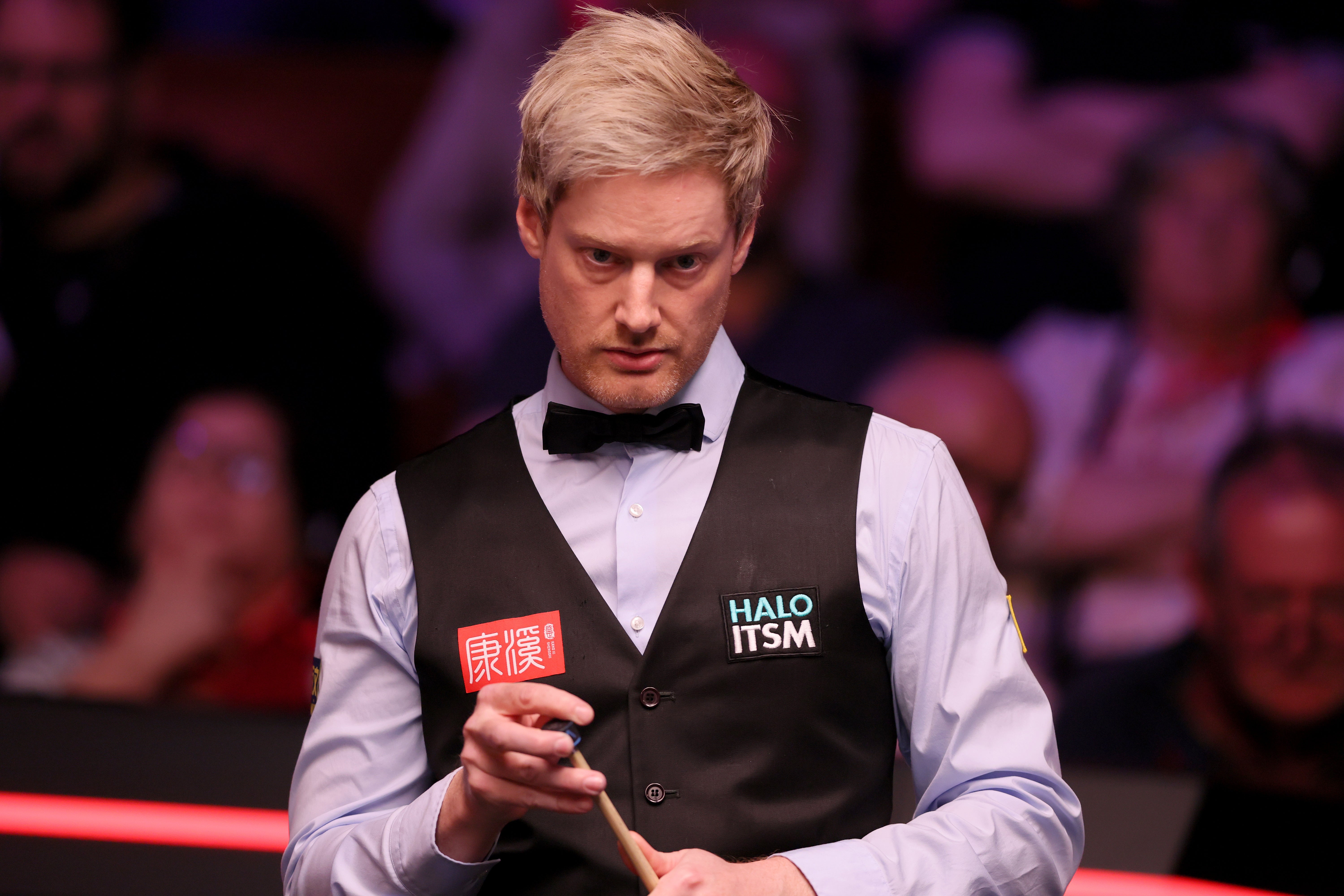 Neil Robertson aguarda O'Sullivan na final dos mestres da Arábia Saudita (PA)