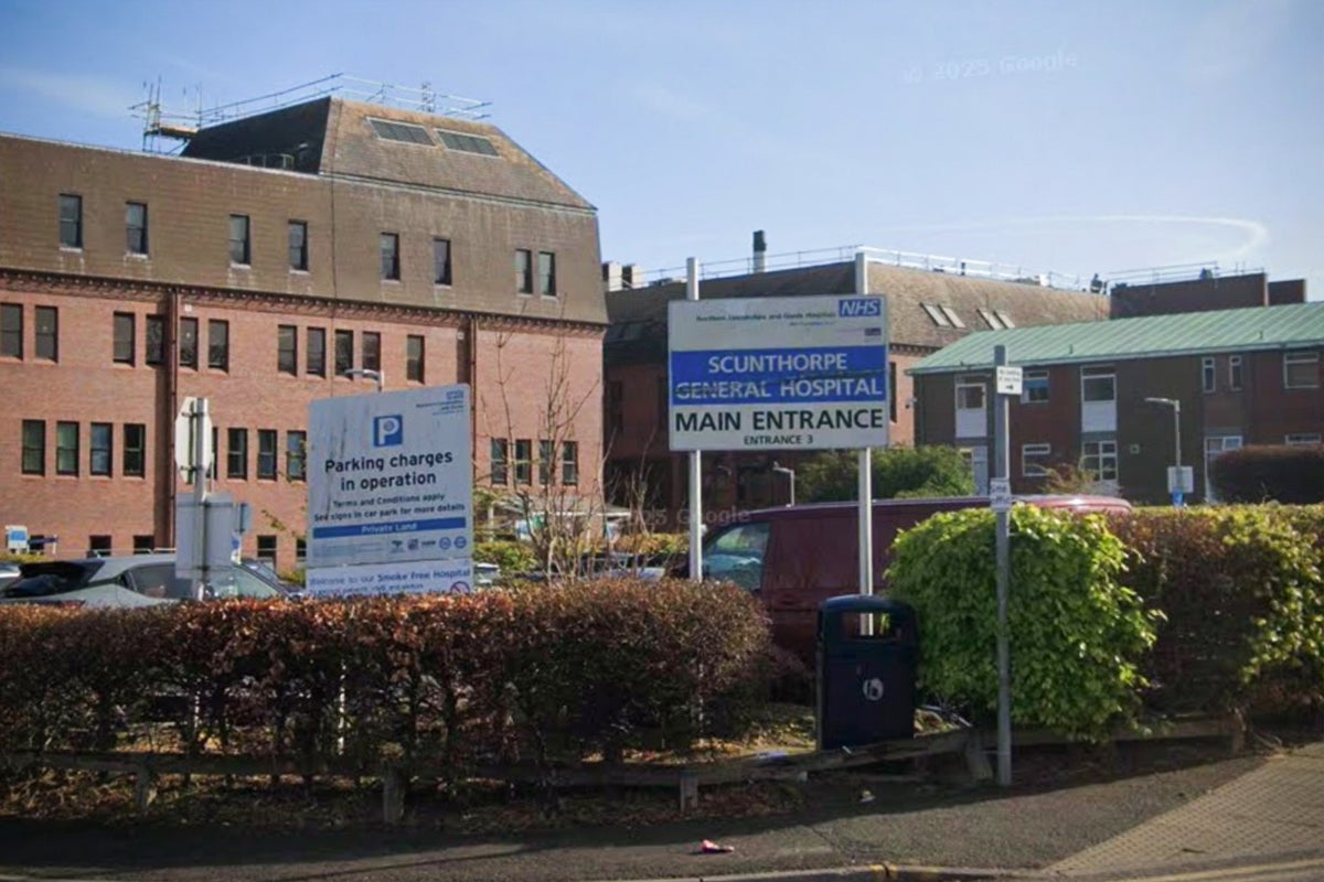 Woman died after 10-minute power cut during heart surgery