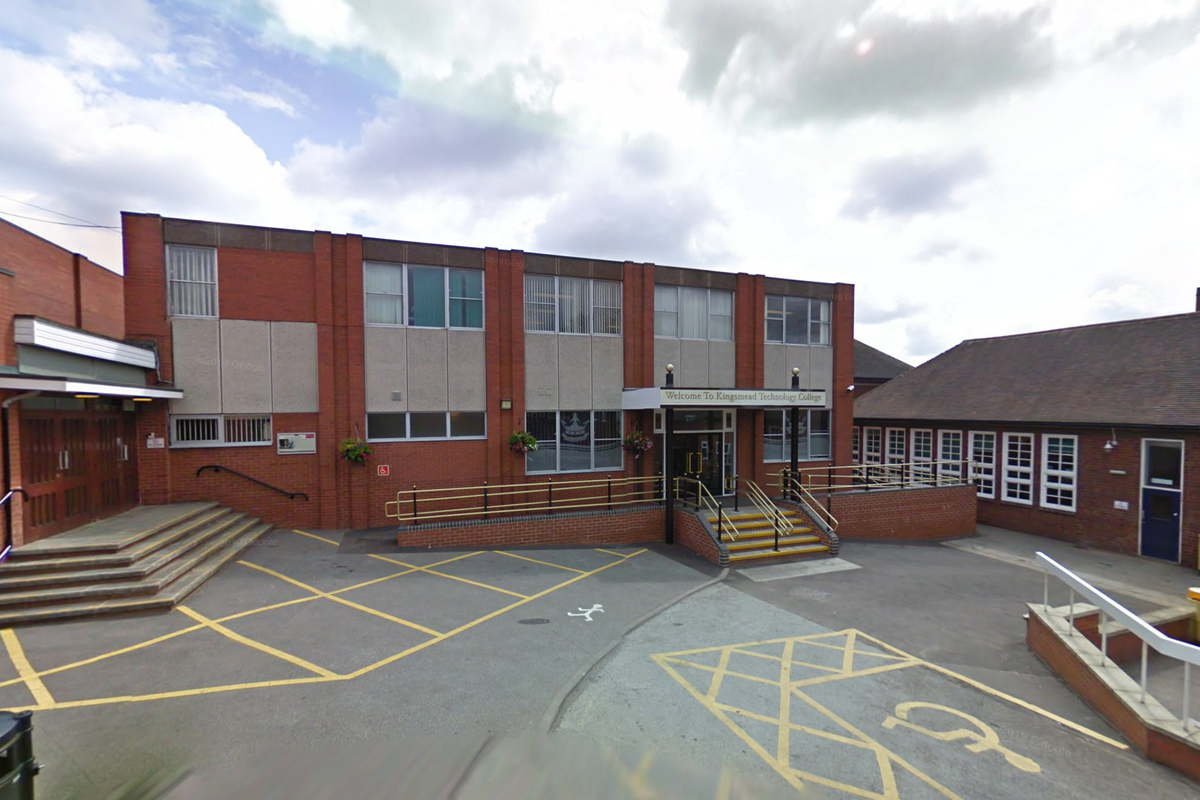 Teacher who sent pictures of herself in underwear to student banned from the classroom