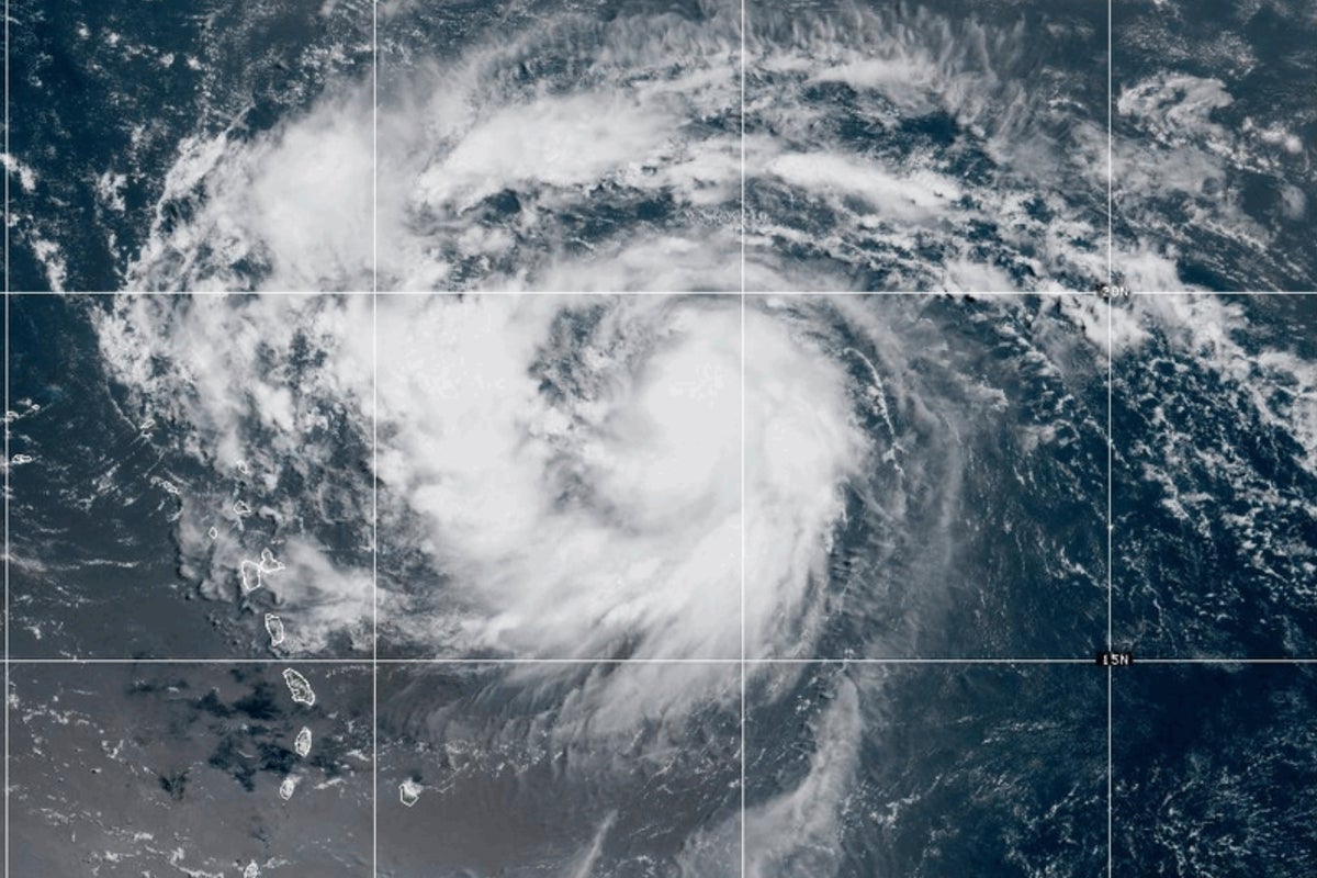 Hurricane Erin becomes Category 3 storm