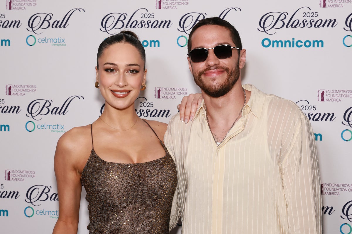 Pete Davidson says he feels ‘guilty’ his girlfriend can’t have an ‘ideal pregnancy’ because of his fame