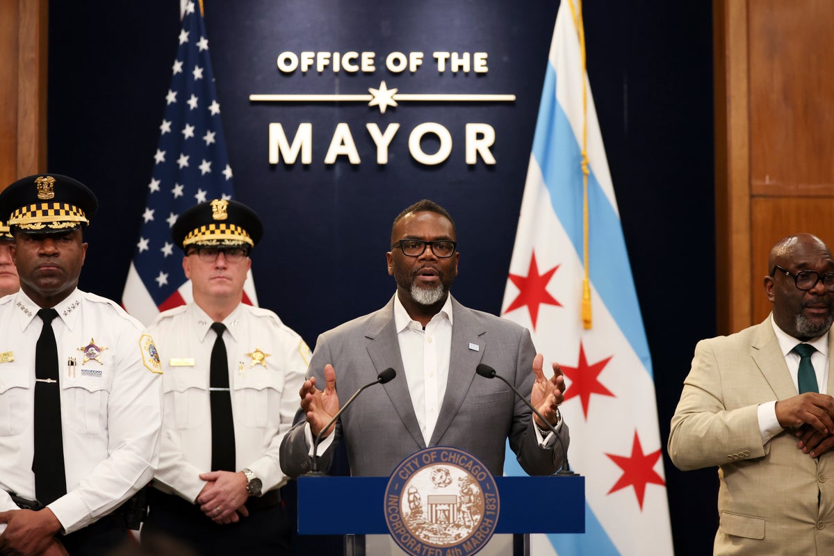 https://static.independent.co.uk/2025/08/17/14/Trump-DC_Takeover-Black_Mayors_35662.jpg?width=1200&height=800&crop=1200:800
