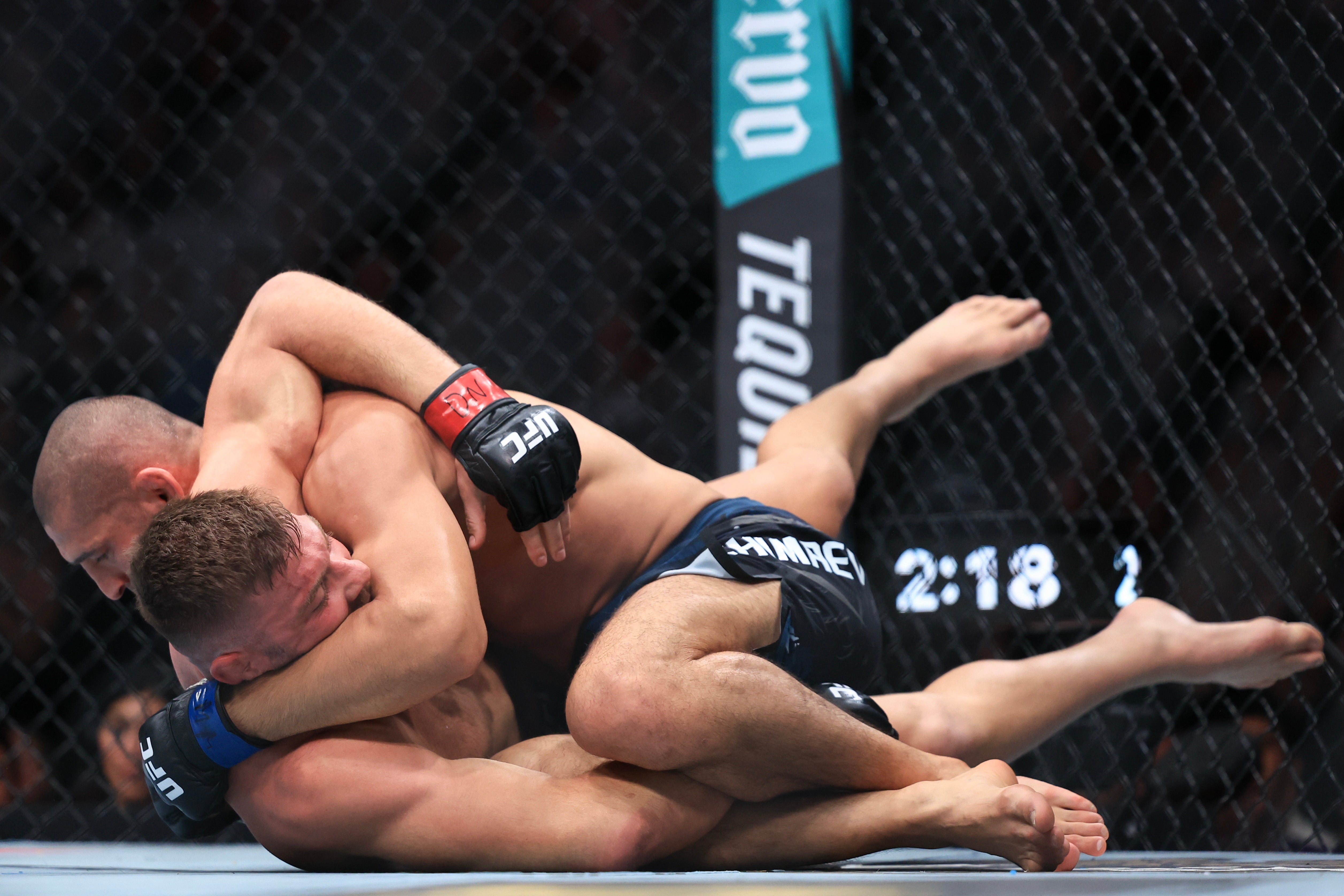 Khamzat Chimaev controlled Dricus Du Plessis for the vast majority of the fight