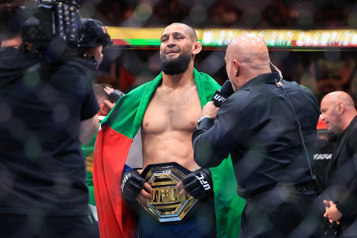 Khamzat Chimaev utterly dominates Dricus Du Plessis to usher in new era at UFC 319