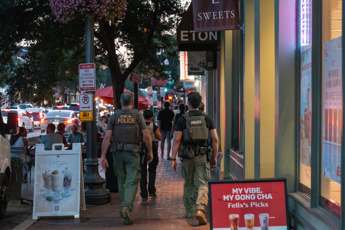 DC area restaurants lose patrons as Trump’s police takeover leads to drop in reservations