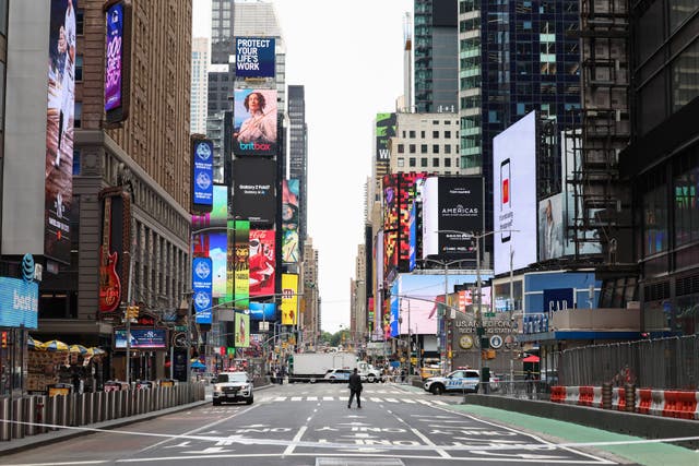 <p>Times Square was empty on Monday afternoon after a suspicious package was found</p>