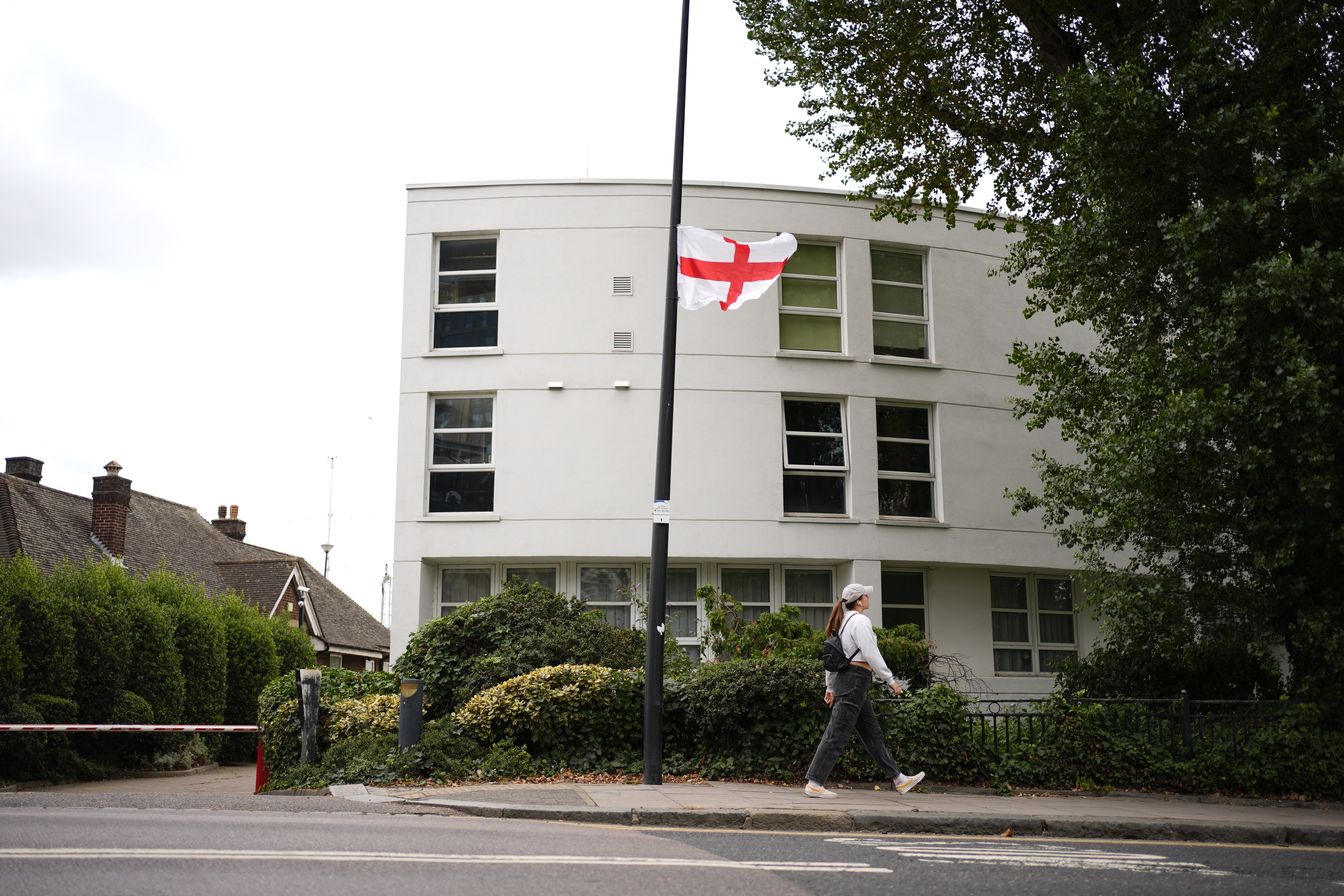 A St George’s Cross flag near the A1206 in the Isle of Dogs