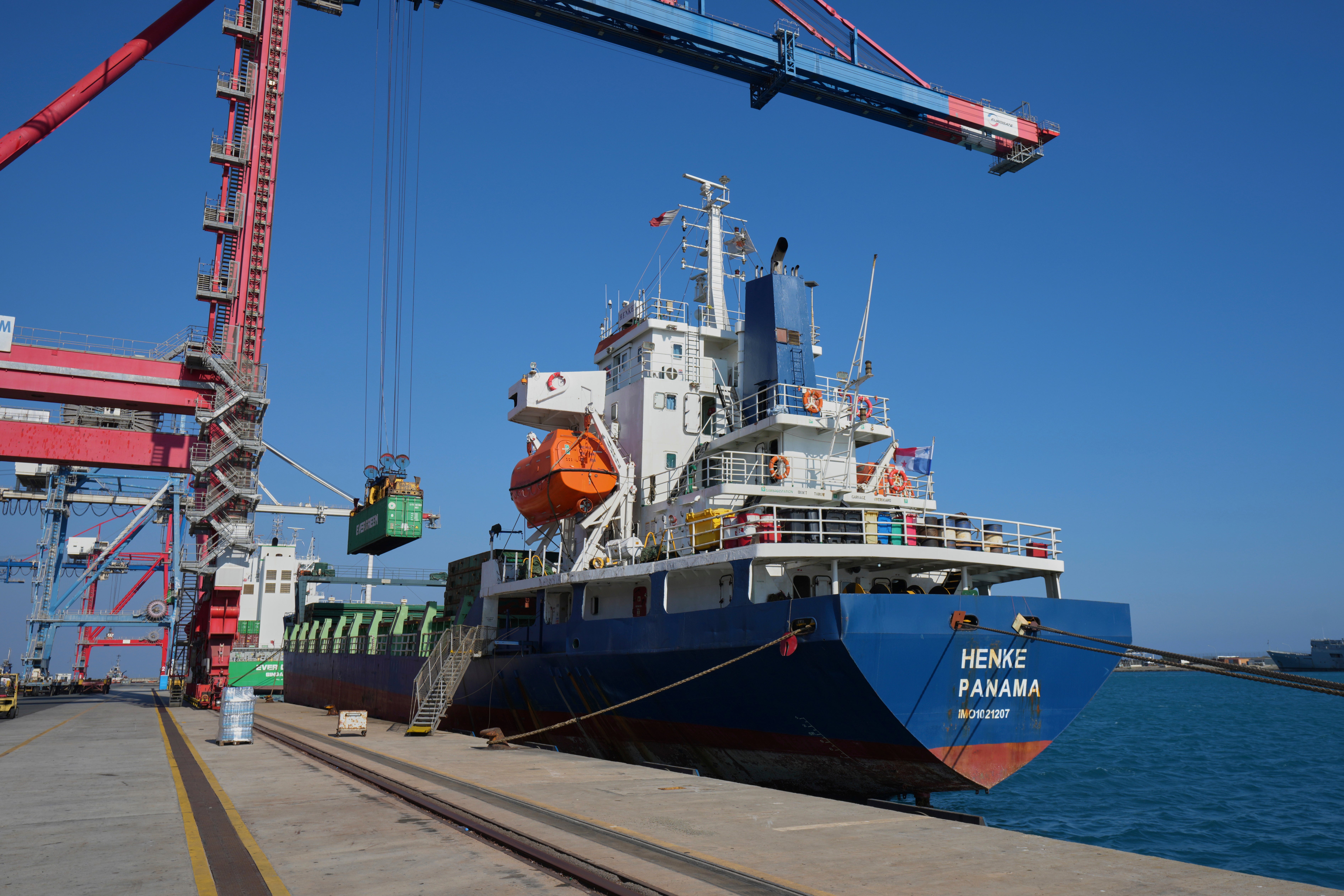 EUR-GEN CHIPRE-GAZA-AYUDA HUMANITARIA