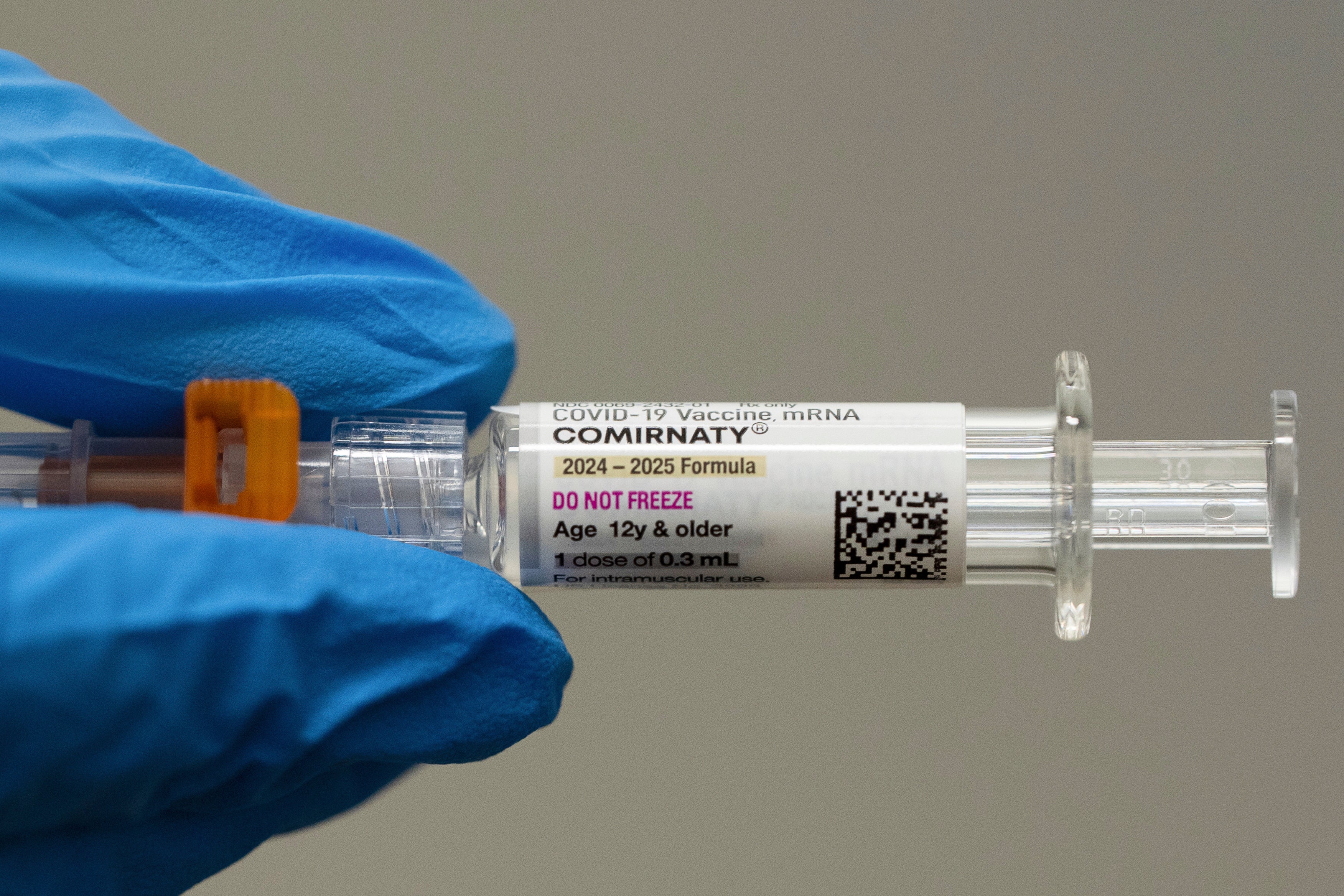 Vaccinated individuals show less stiffening in their arteries and stabilised symptoms over time