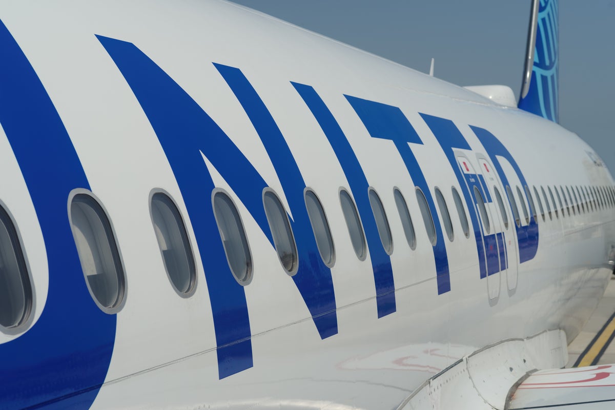 United Airlines faces lawsuit after selling ‘windowless’ window seats