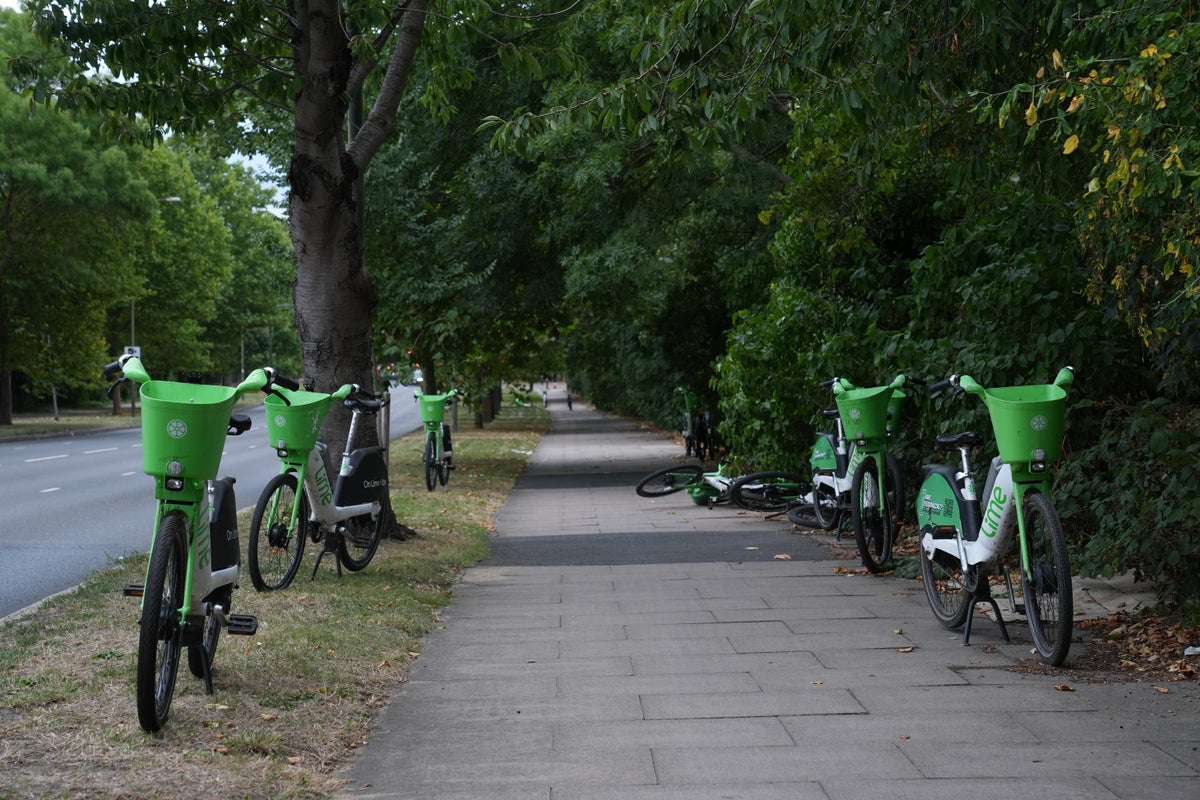London Boroughs’ Conflicting E-Bike Licenses Disrupt Cross-River Travel