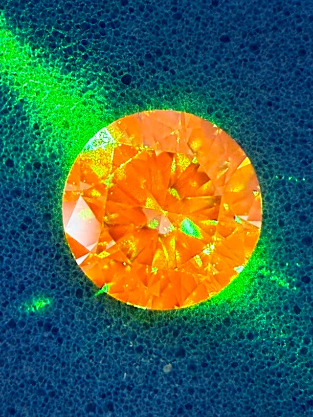 <p>The findings, published in Physical Review Applied, describe how diamonds can be used to build a highly sensitive sensor capable of identifying the magnetic tracer fluid injected into a tumour</p>