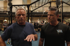 RFK Jr and Hegseth do fitness challenge with Marines as they encourage Americans to be ‘fit’ not ‘fat’
