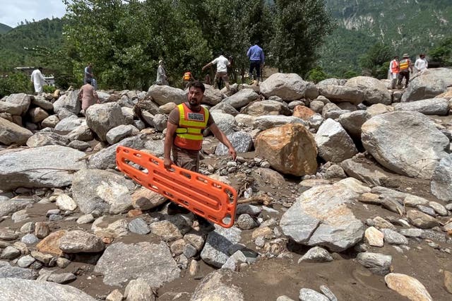 <p>Rescue efforts continue in Pakistan following floods that left over 300 dead</p>