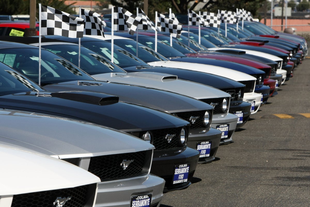 ICE adds two Mustang GT Fastbacks to its fleet – at Trump’s request – in latest move to entice recruits