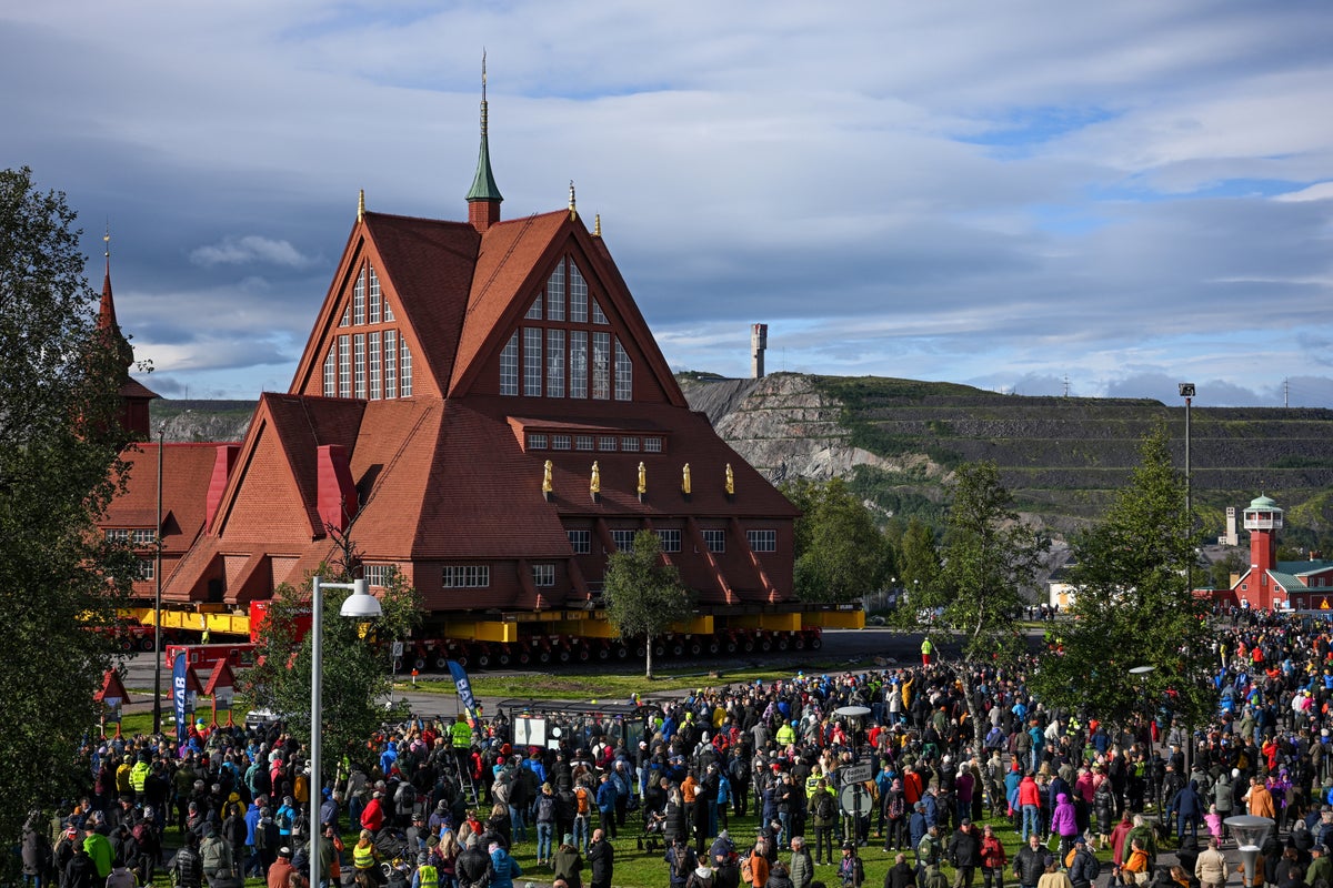 Historic church begins three-mile journey to new home