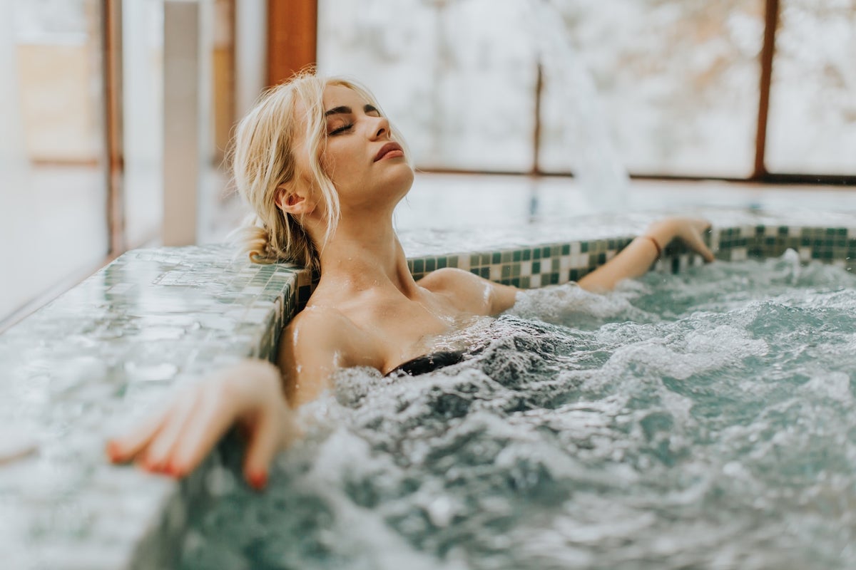 Treat yourself to unforgettable weekend experiences with Groupon