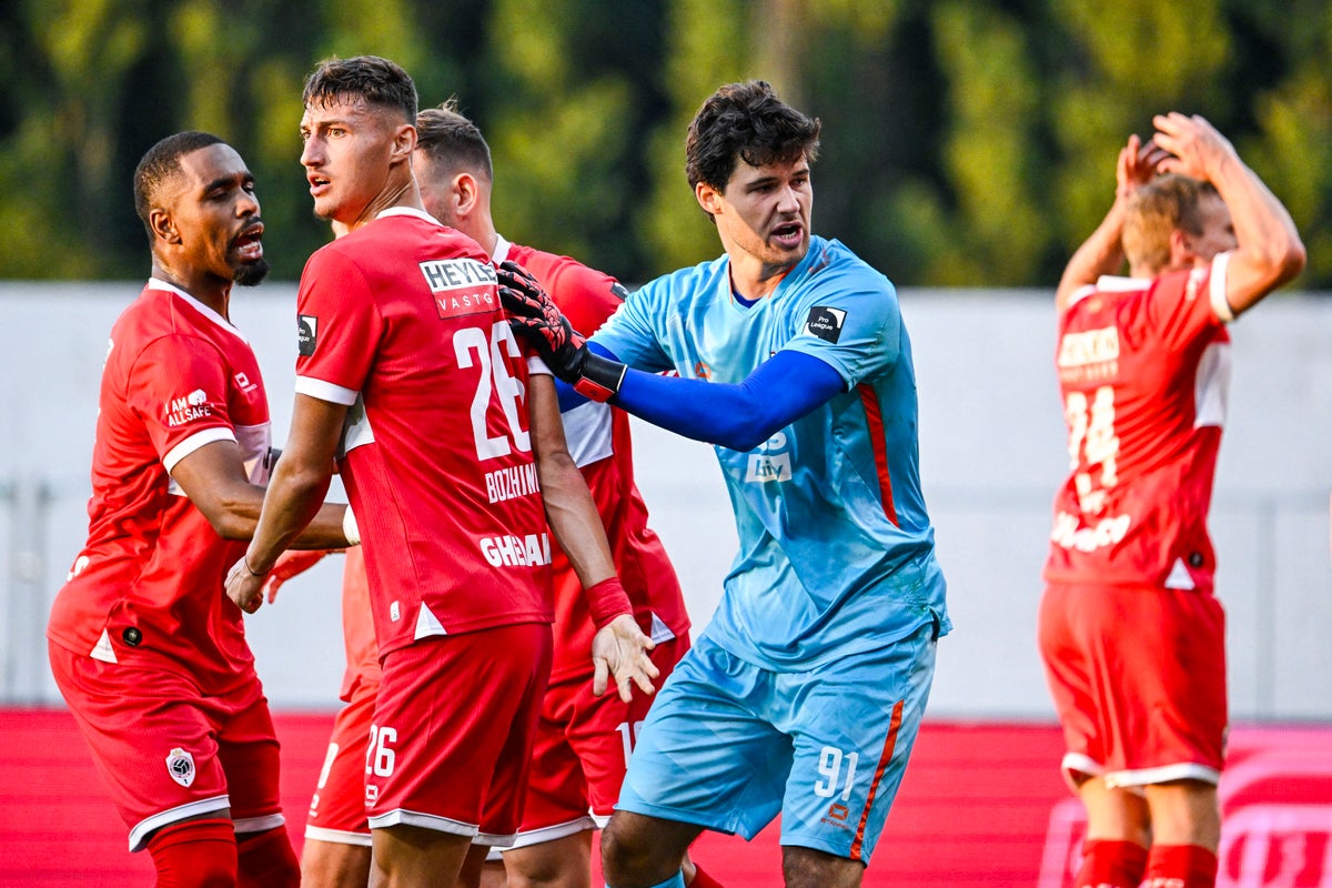 Man United consider move for goalkeeper as Andre Onana decision made
