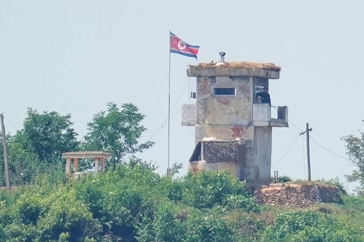 South Korea fires warning shots at North Korean soldiers for ‘crossing border’