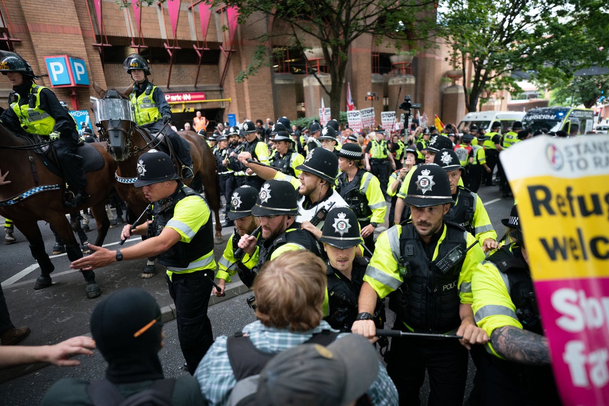 Asylum hotel protests latest: More anti-migrant demos planned as Government promises to overhaul appeals system